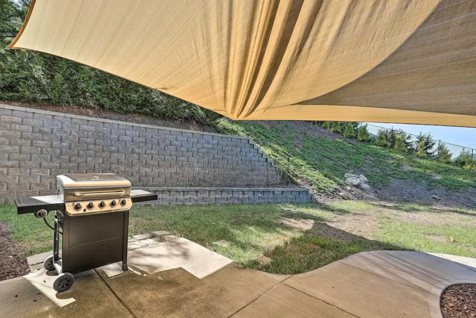 Luxe Asheville Home w/ Stunning Mountain Views!