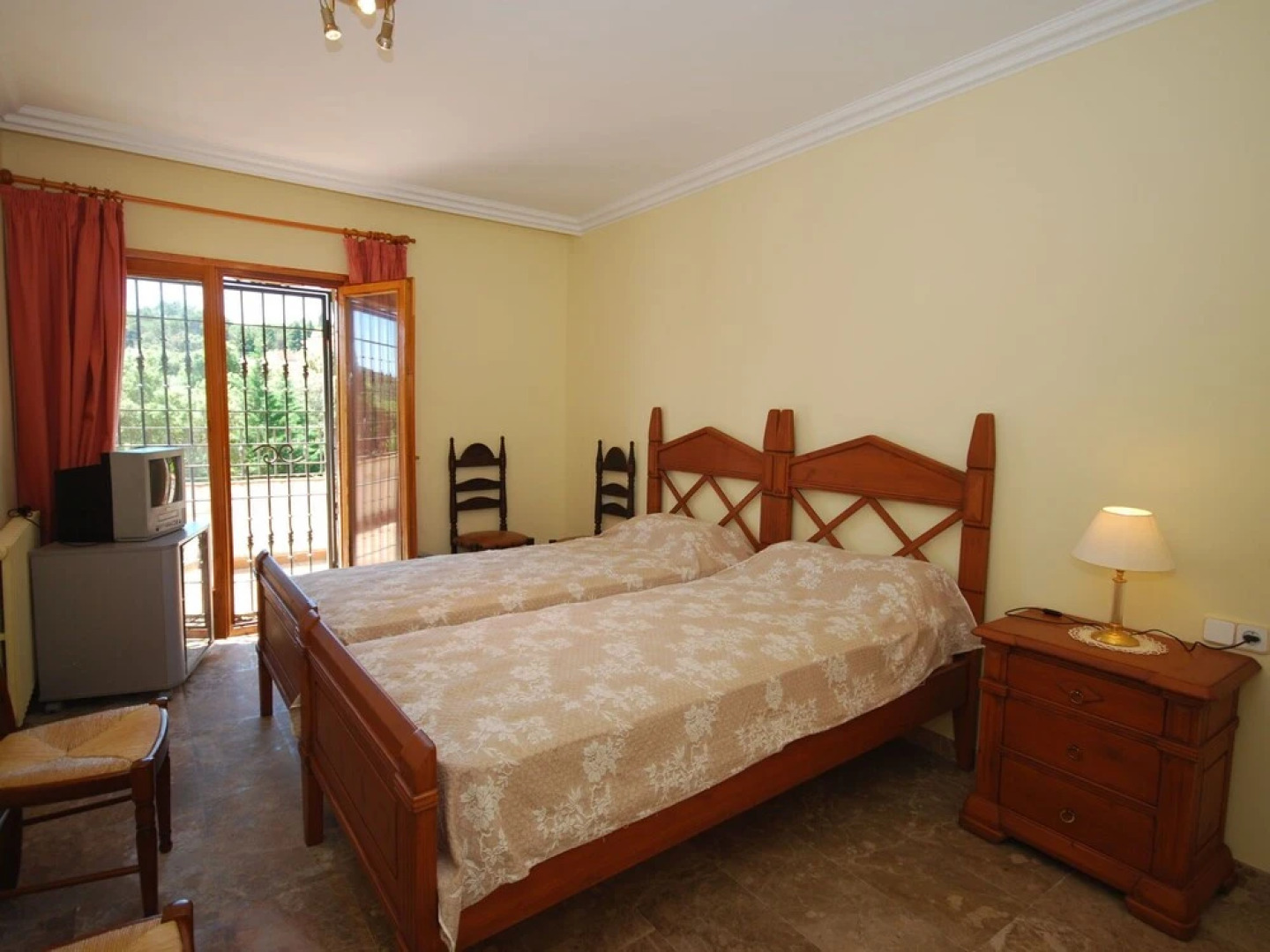 Spacious Villa in Romanya de la Selva with Swimming Pool