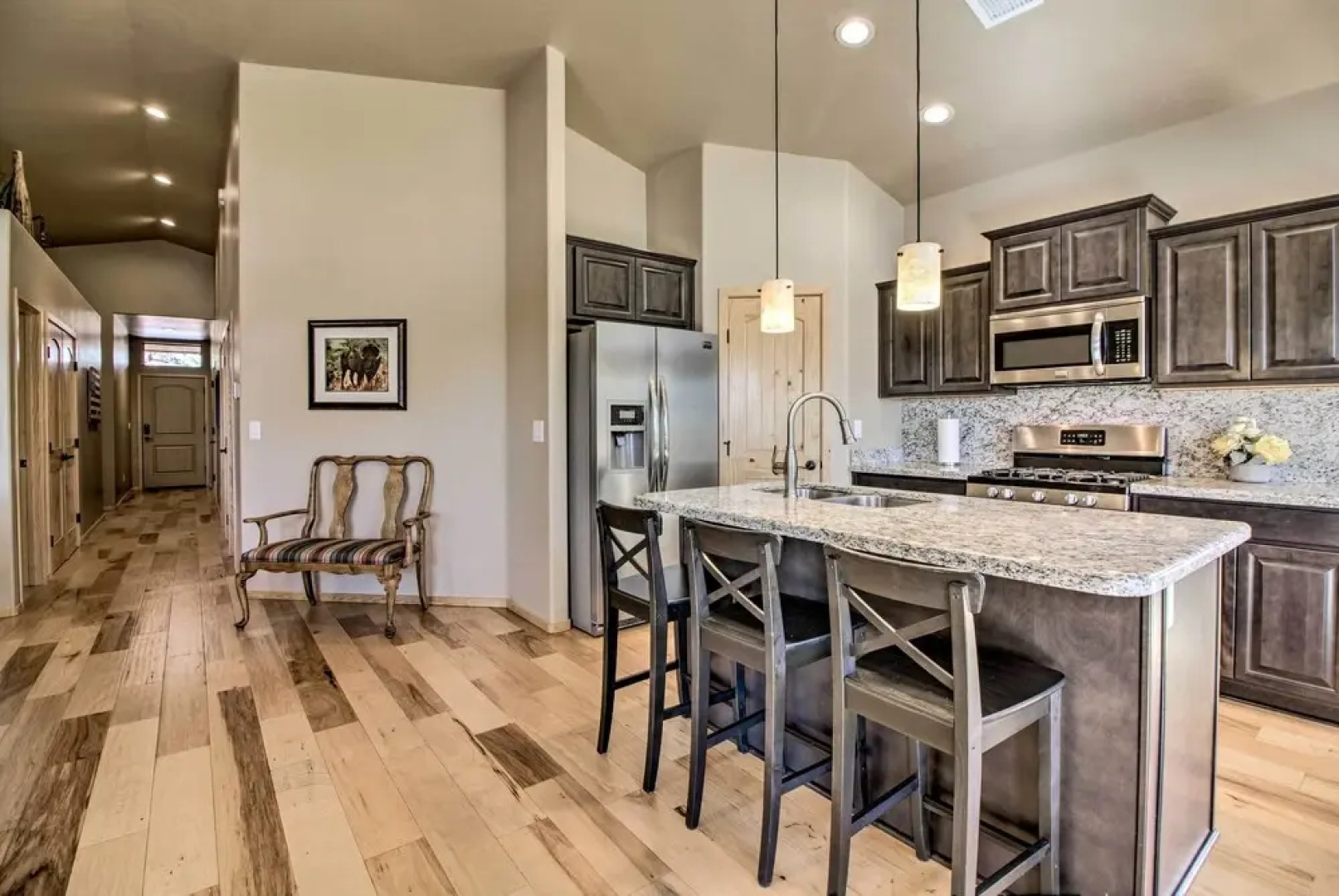 Waterfront Lakeside Home - 1 Block to Boat Ramp