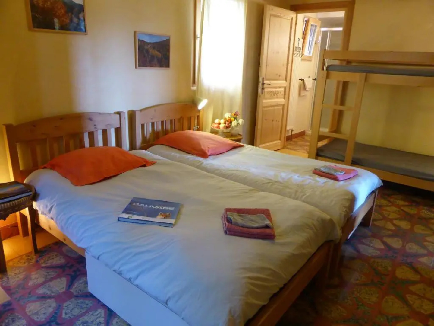 Eco-hôtel et Yourtes du Mercantour