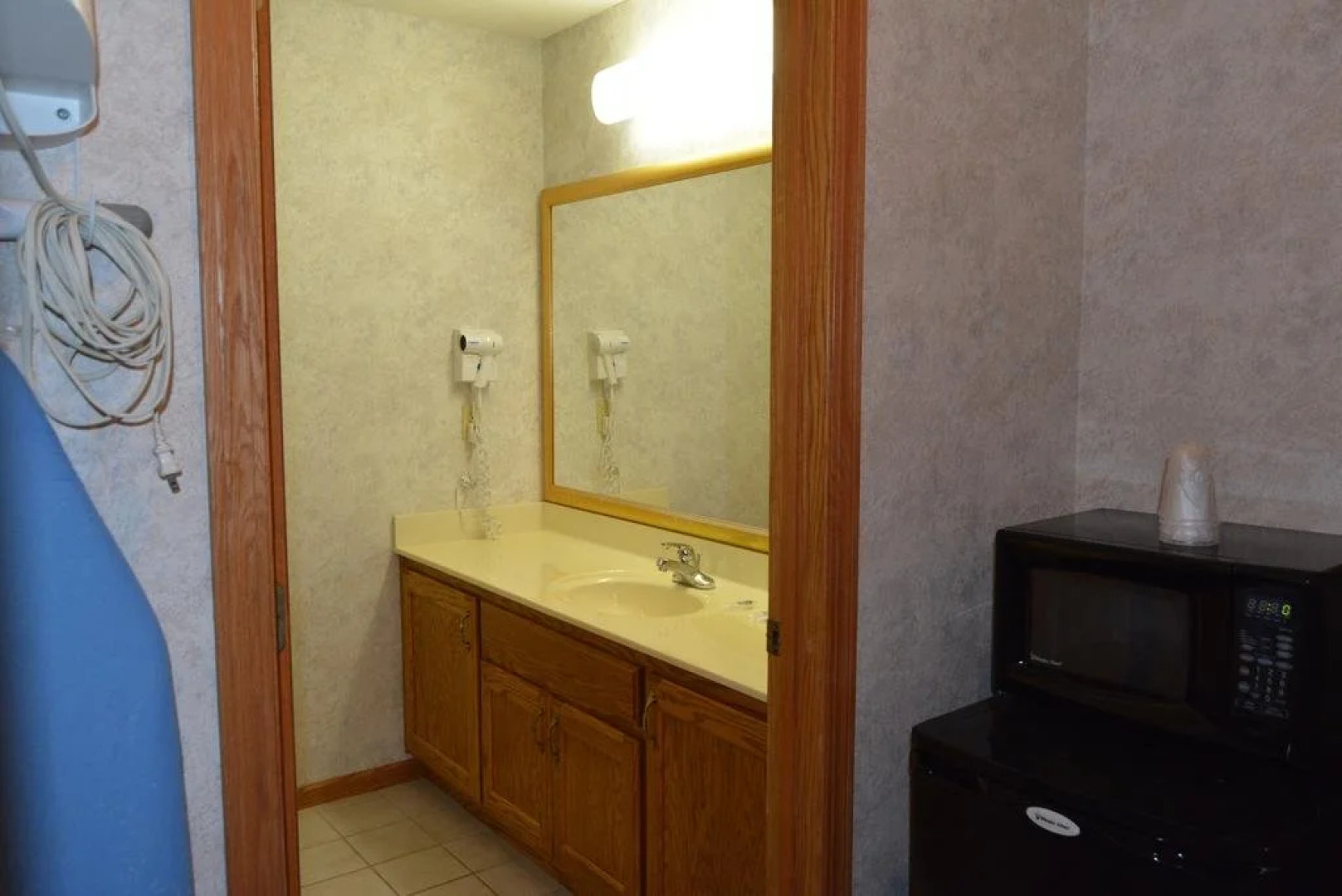 The Regency Inn - Manhattan