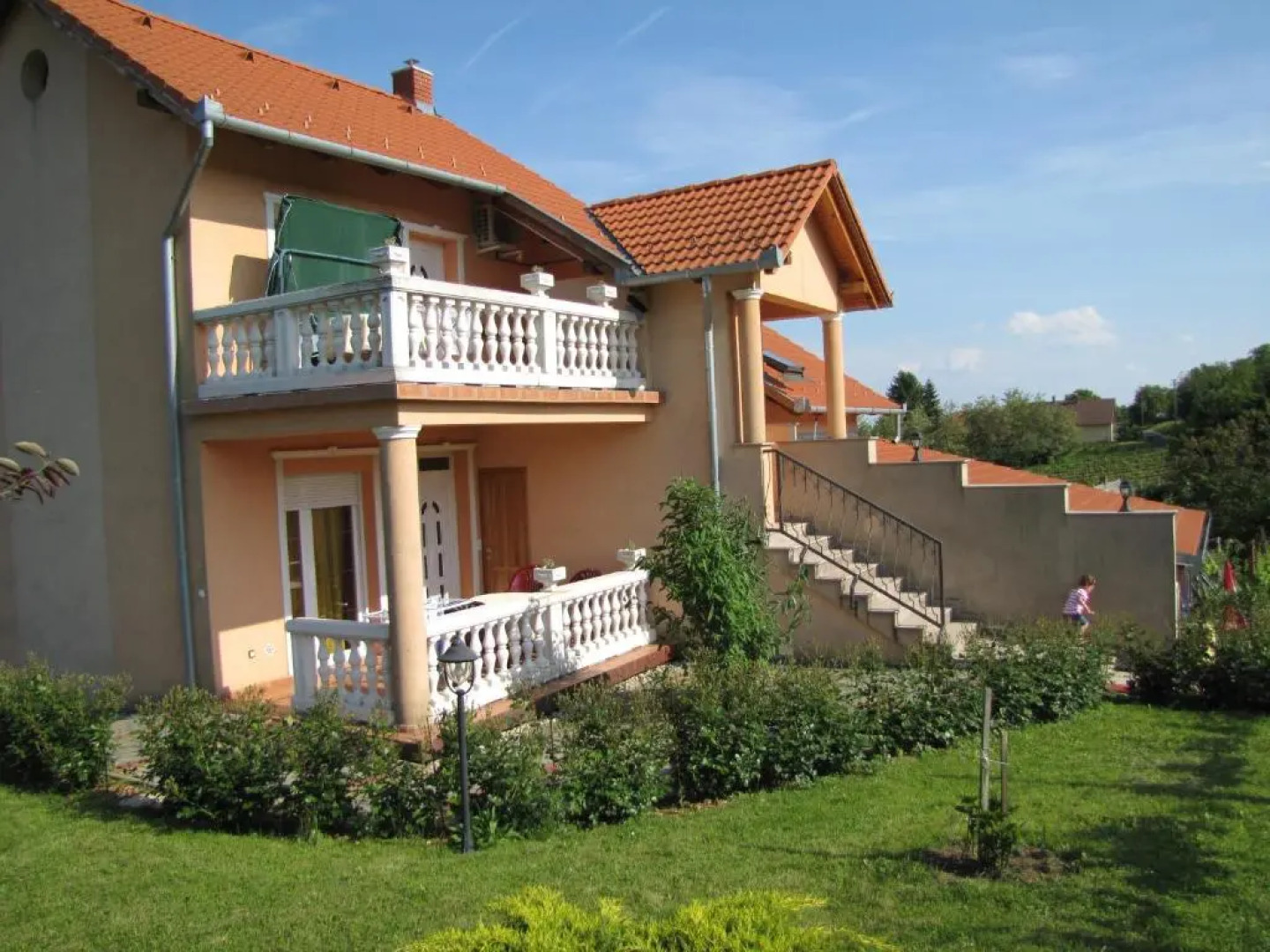 Alsóhegyi Apartmanok