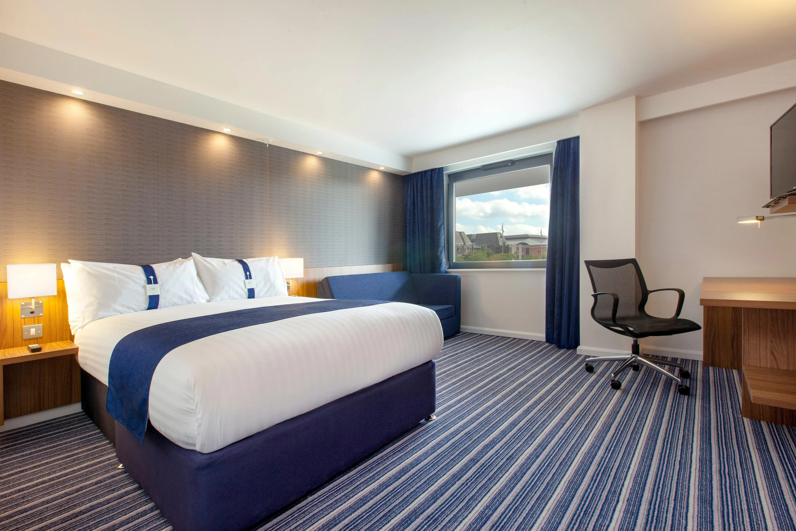 Holiday Inn Express Middlesbrough - Centre Square by IHG