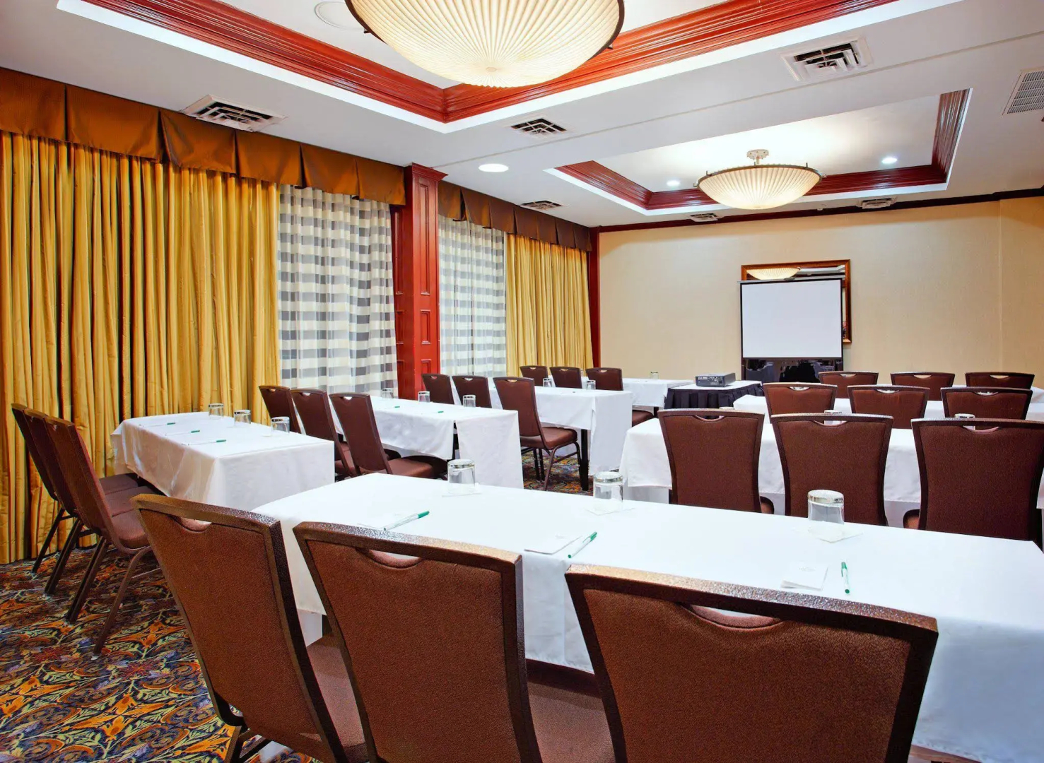 Holiday Inn Express Dallas Medical-Market Center by IHG