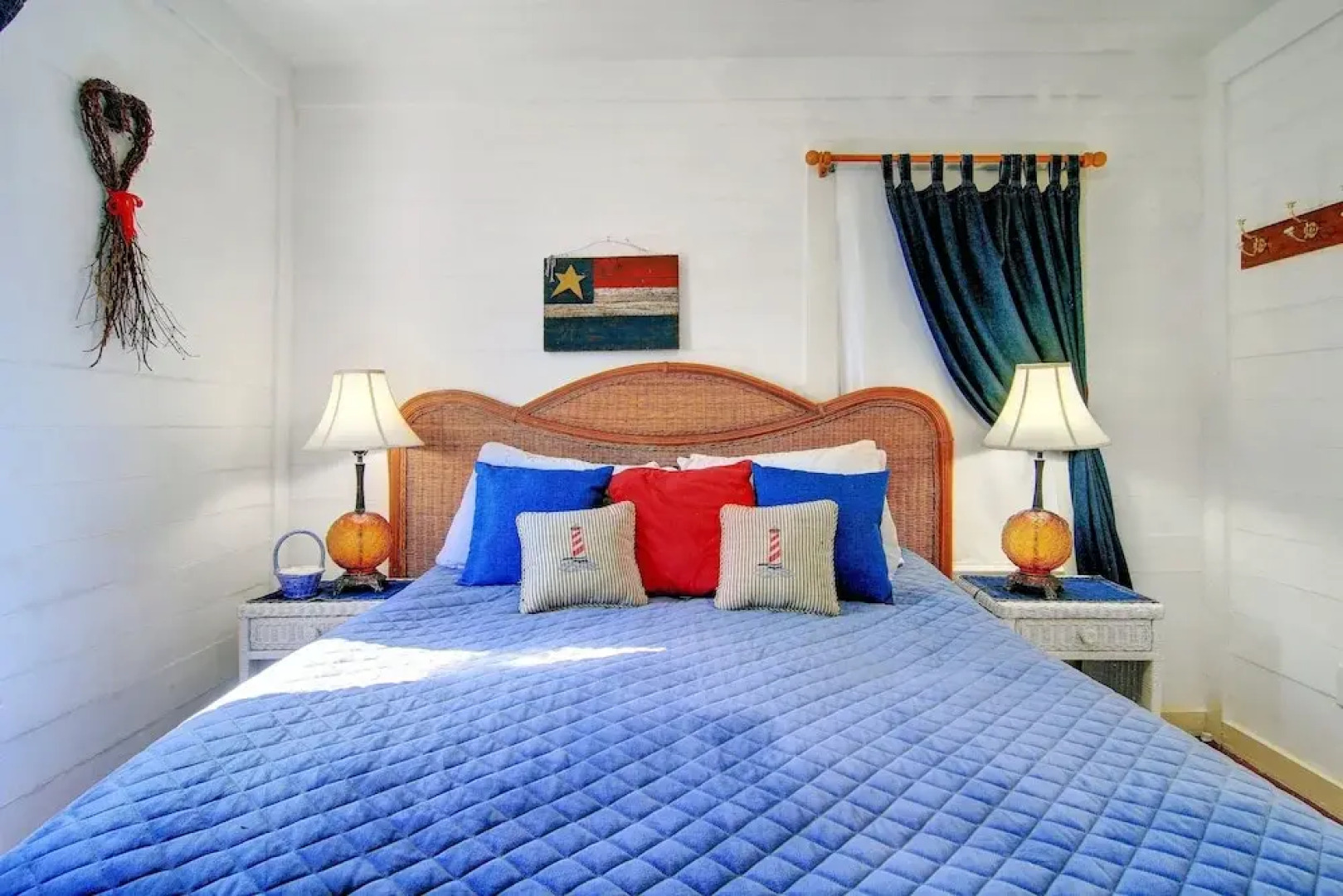 Joys Beach 1 Bedroom Cottage by RedAwning