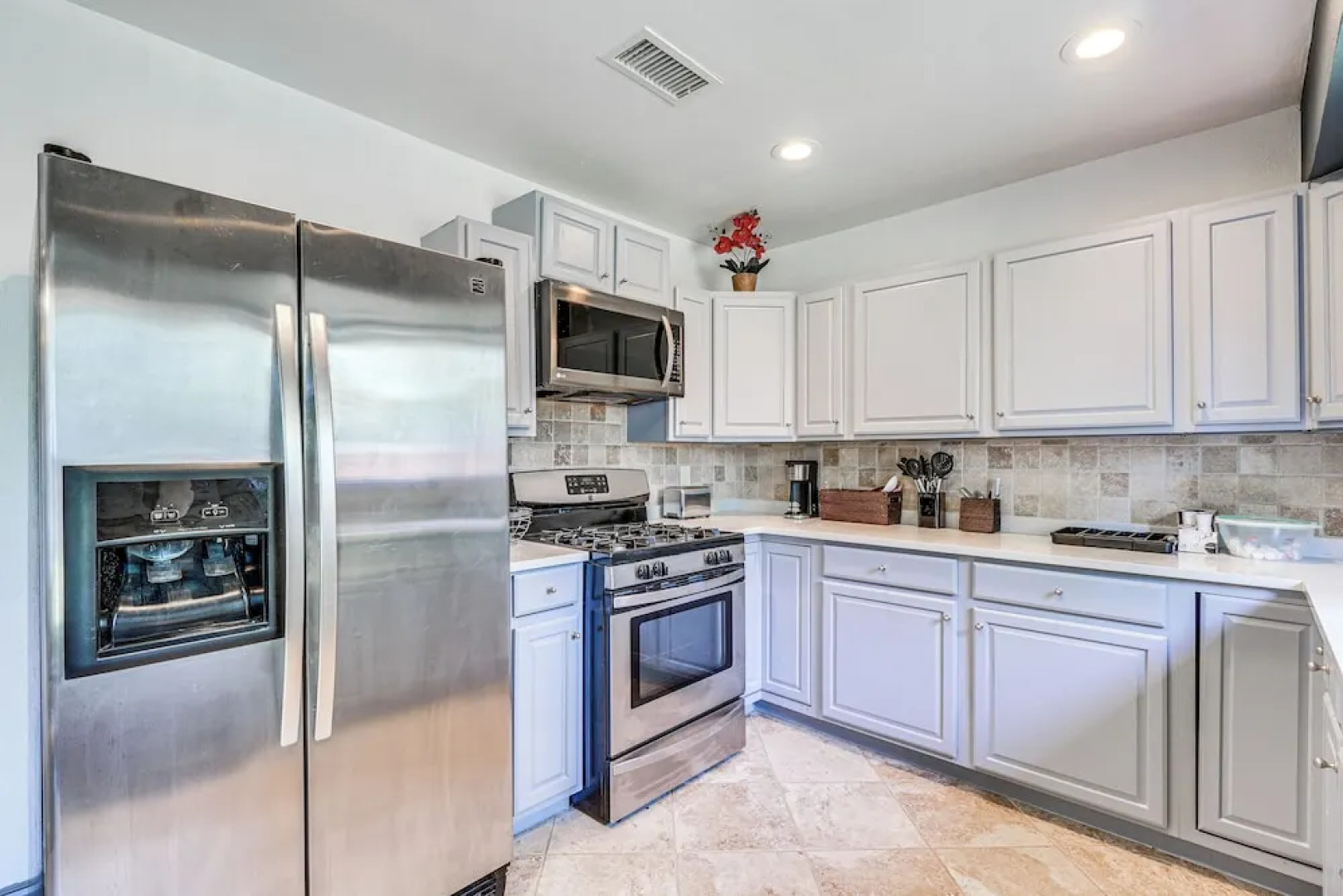 Pet-friendly Round Rock Home - 19 Mi to Austin!