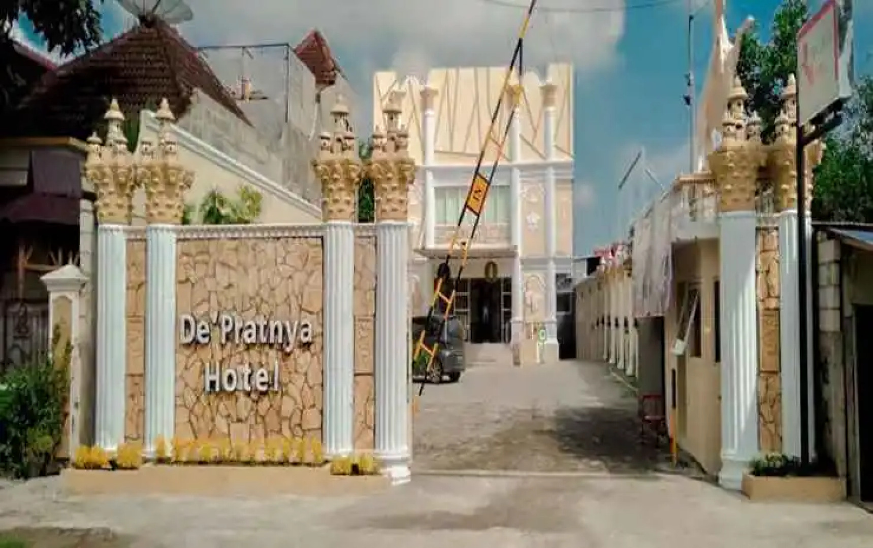 Votel Hotel DePratnya Kediri