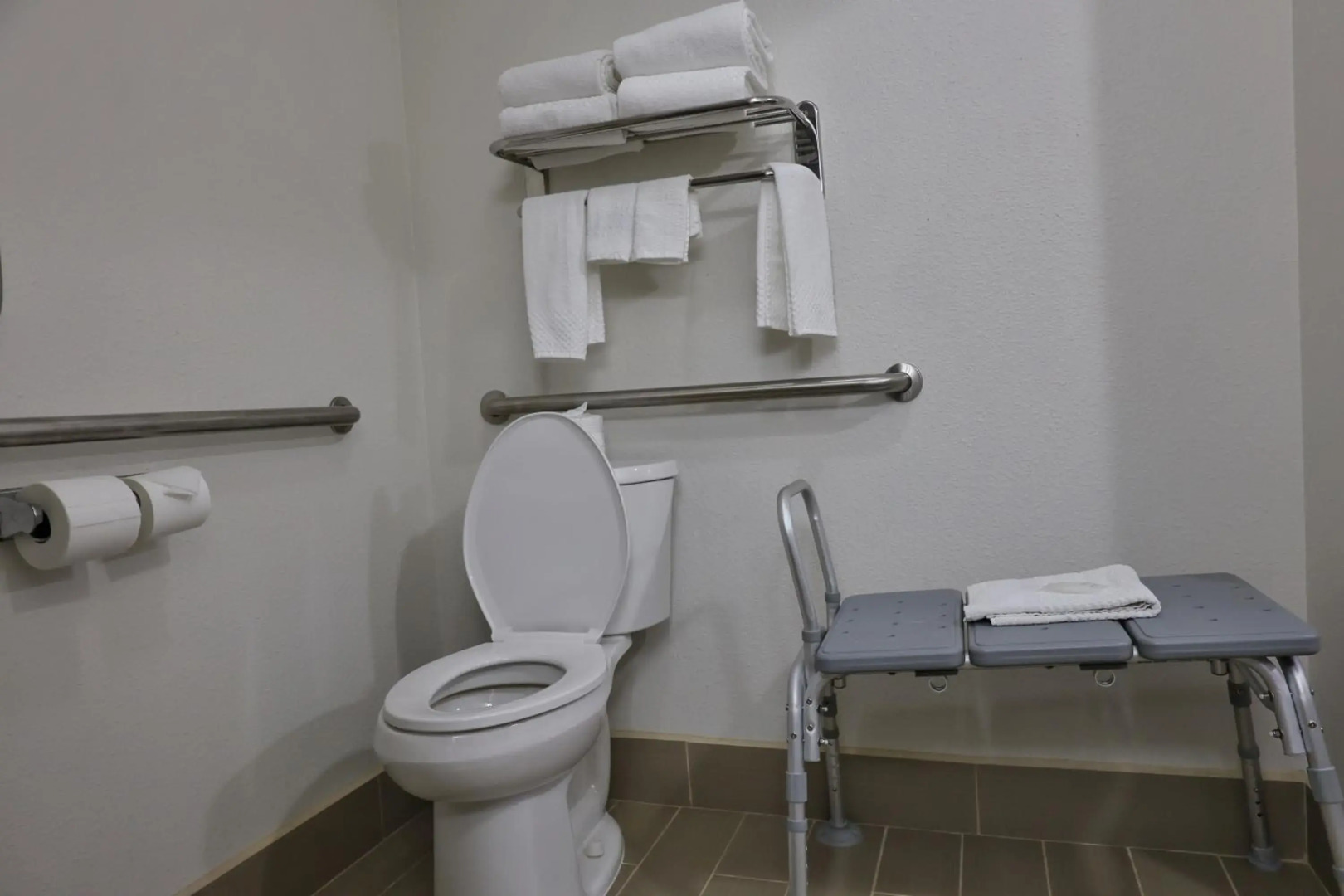 MainStay Suites Madison Airport