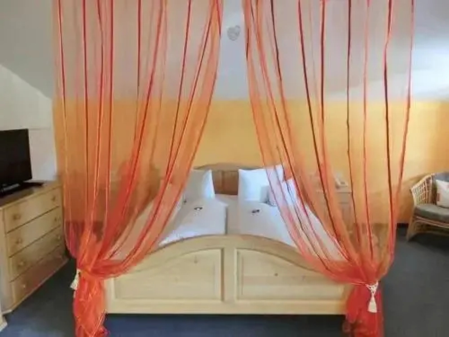 Haus Kristall Ferienwohnungen