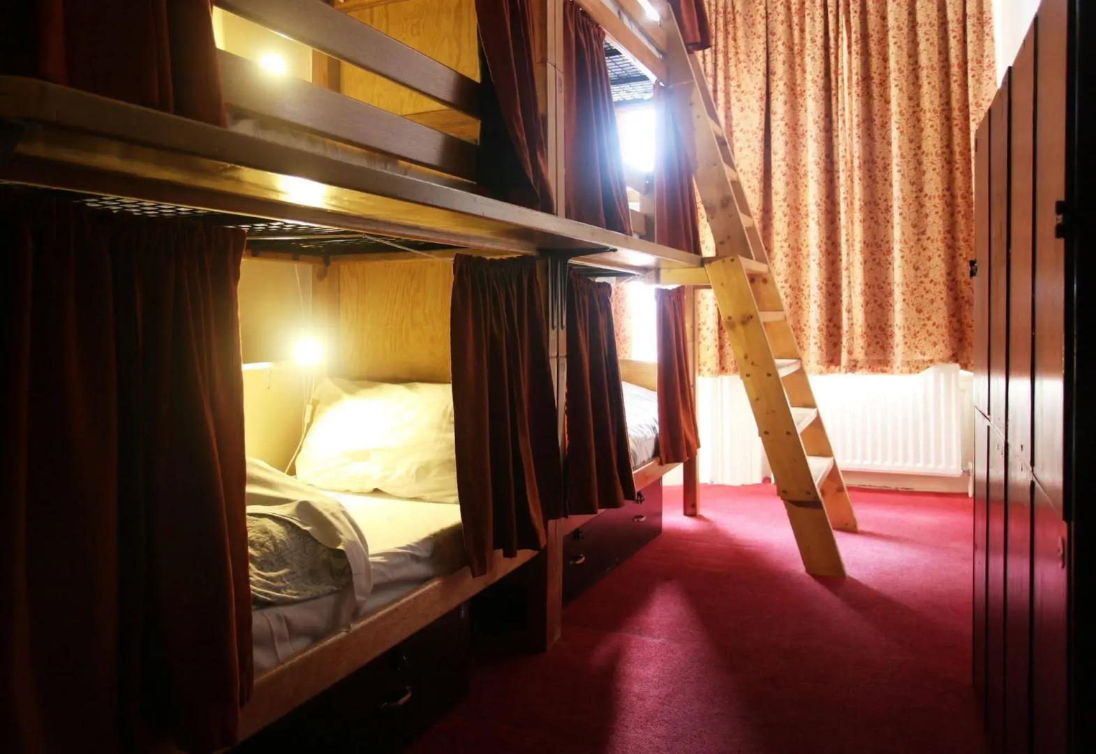 Palmers Lodge Swiss Cottage - Hostel