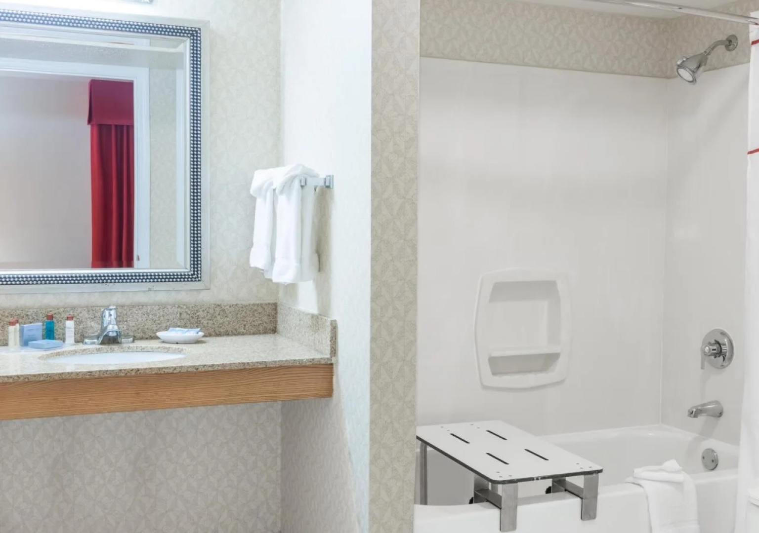 Value Suites Extended Stay - St Louis