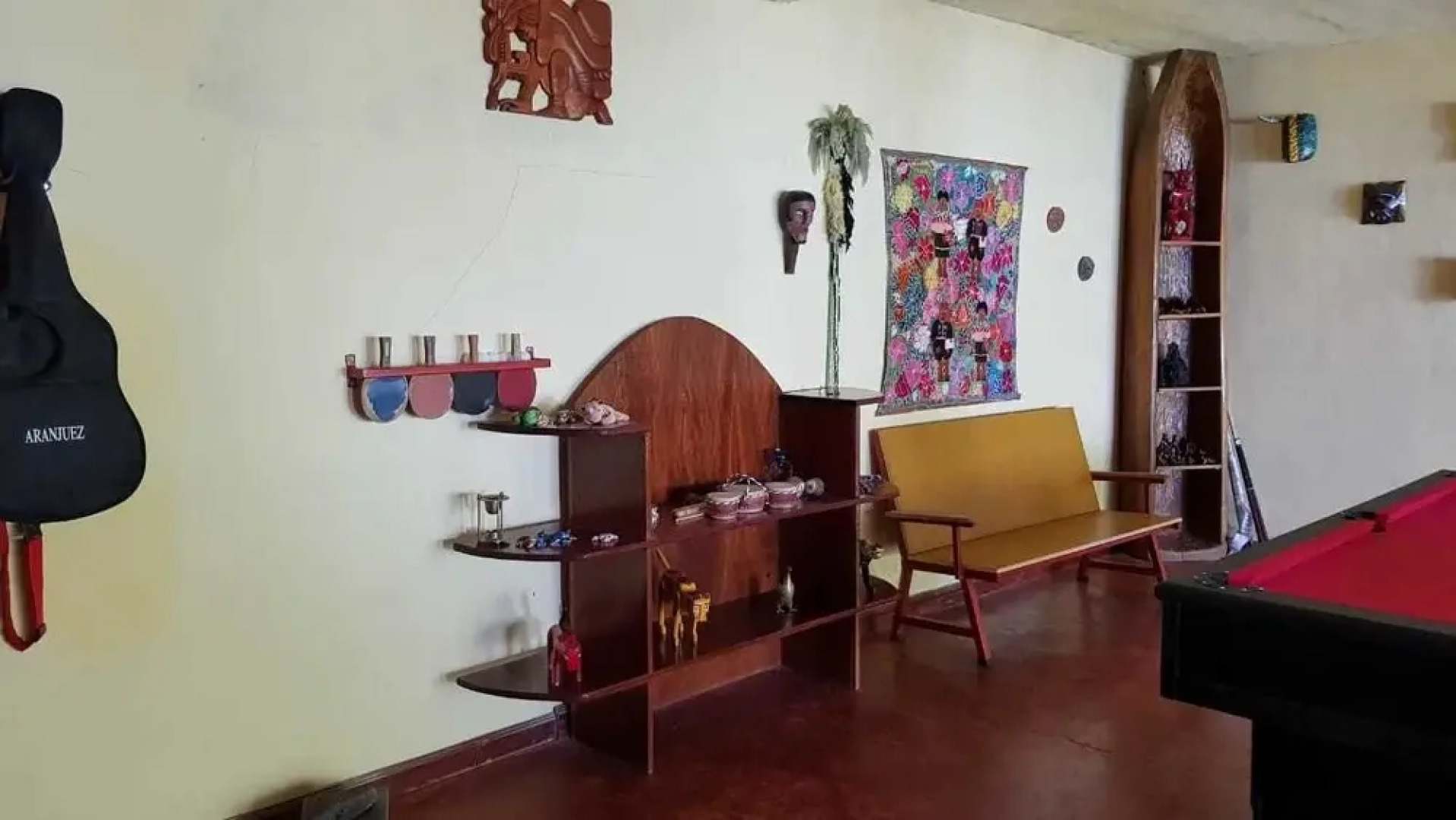 Gucumatz Lakeside Inn