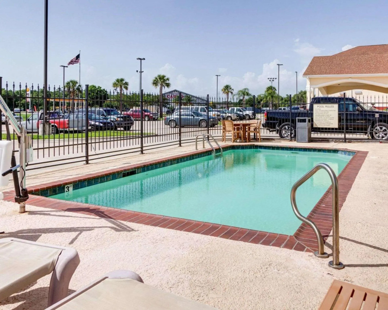 Suburban Extended Stay LaPlace