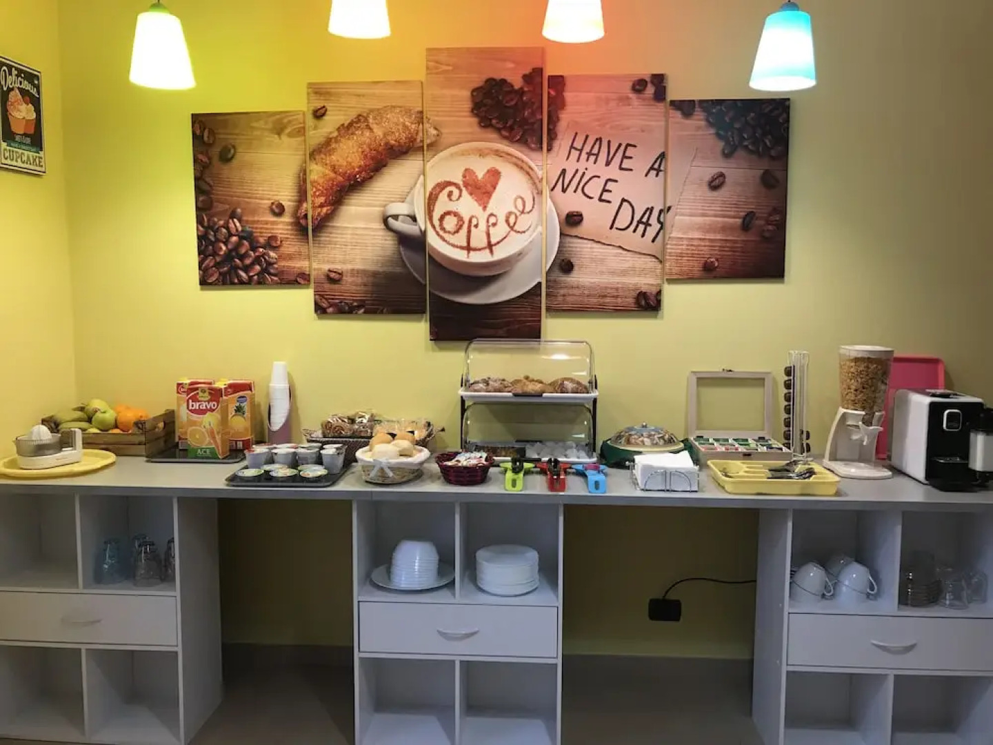 Color House Malpensa B&B