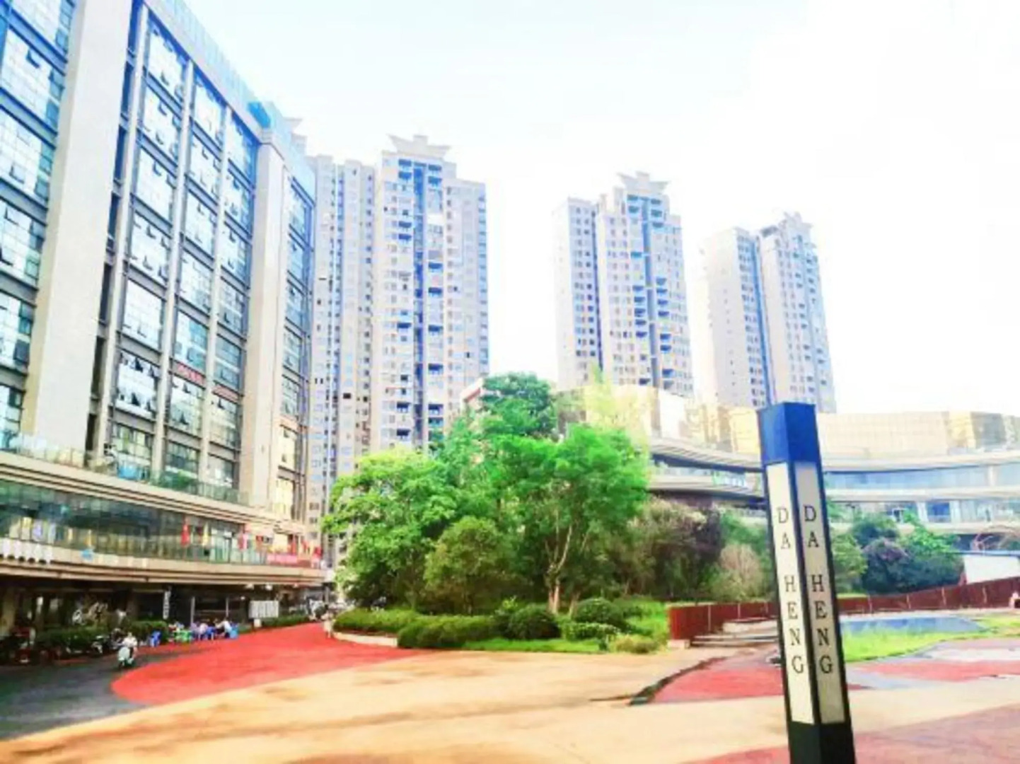 Weekend Hotel Apartments