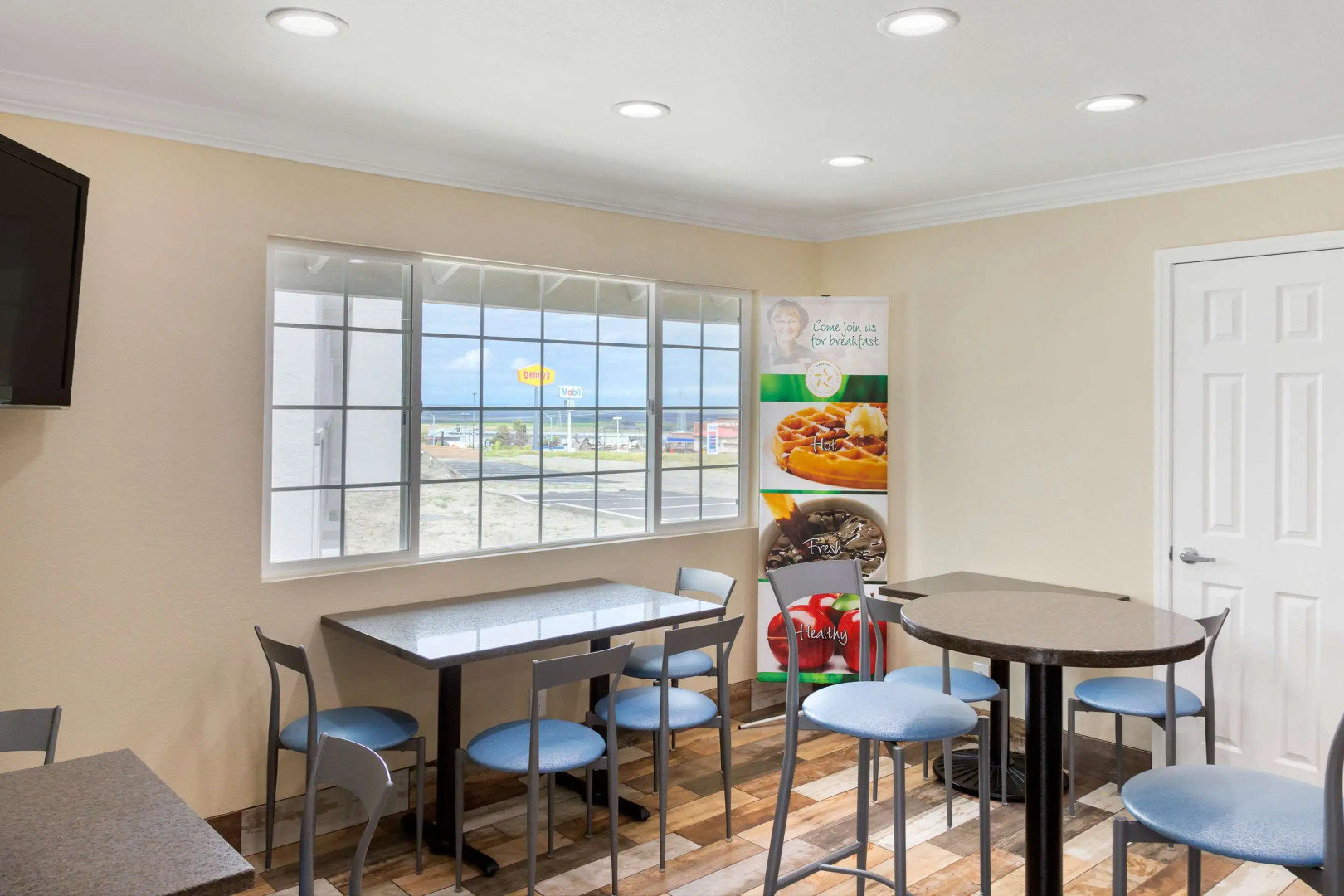 Quality Inn Kettleman City near Hwy 41