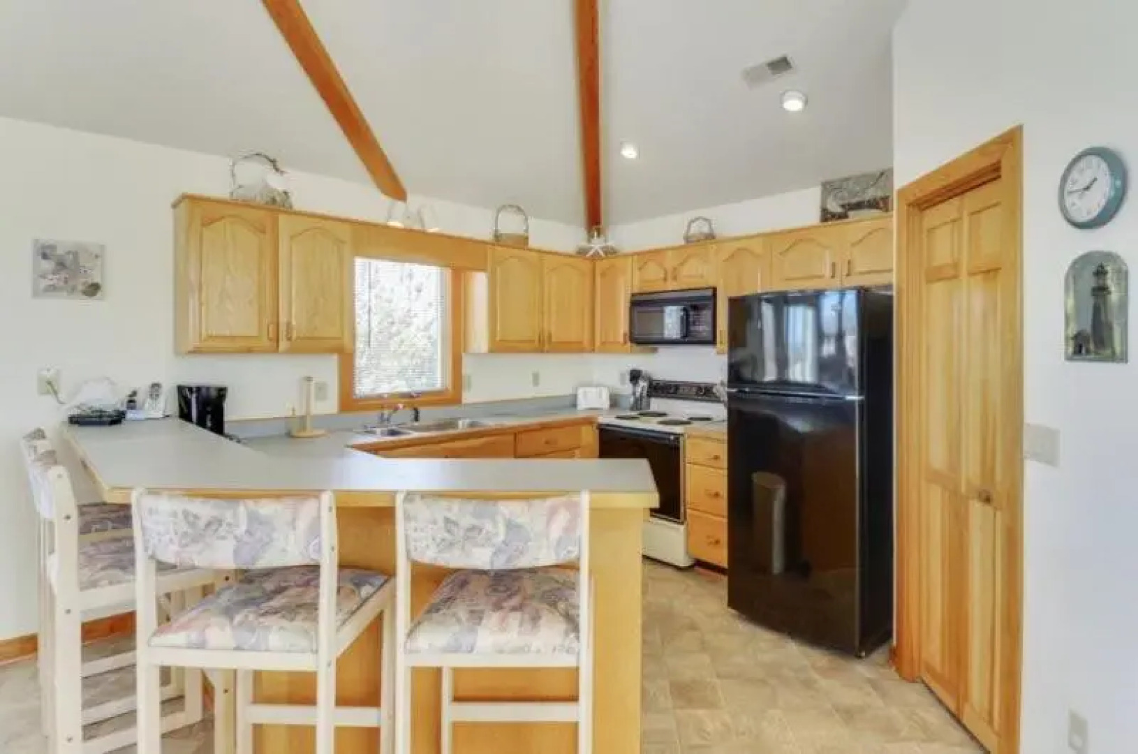 1300 - Shore Pleasure