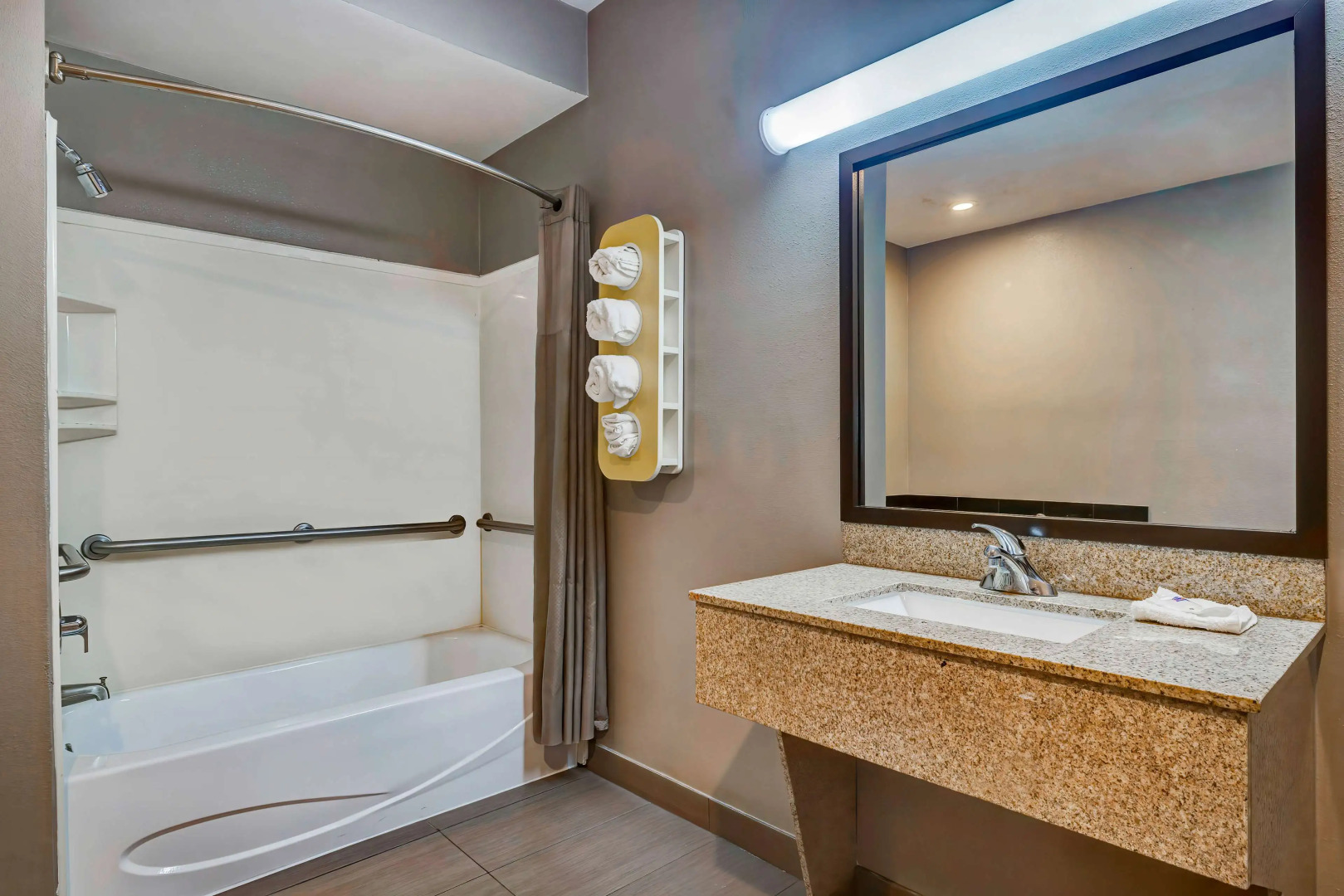 Motel 6 Mesquite, TX - Balch Springs