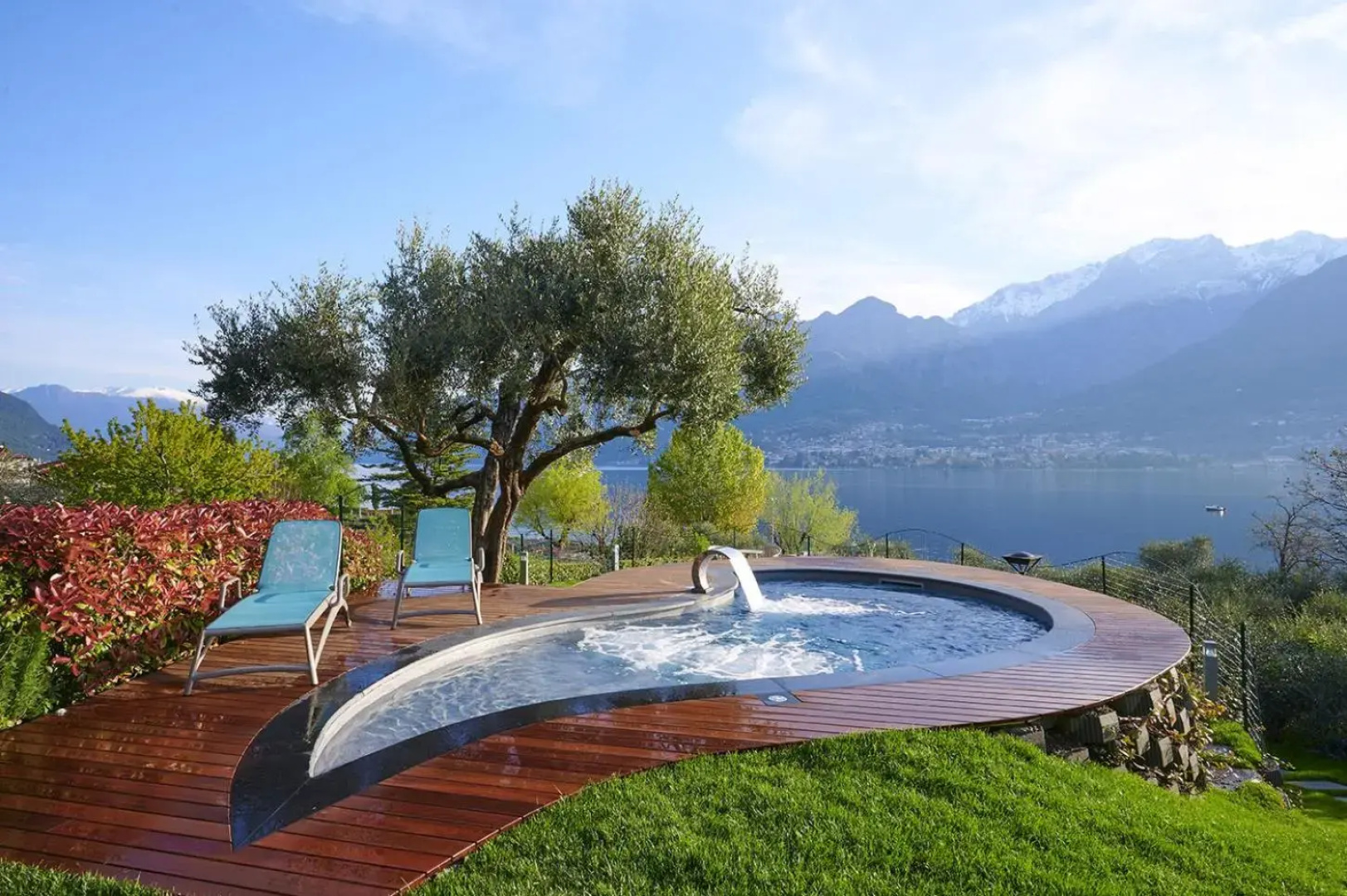 Villa Costanza-Private Seasonal Warm Pool and Sauna- Bellagio Village Residence