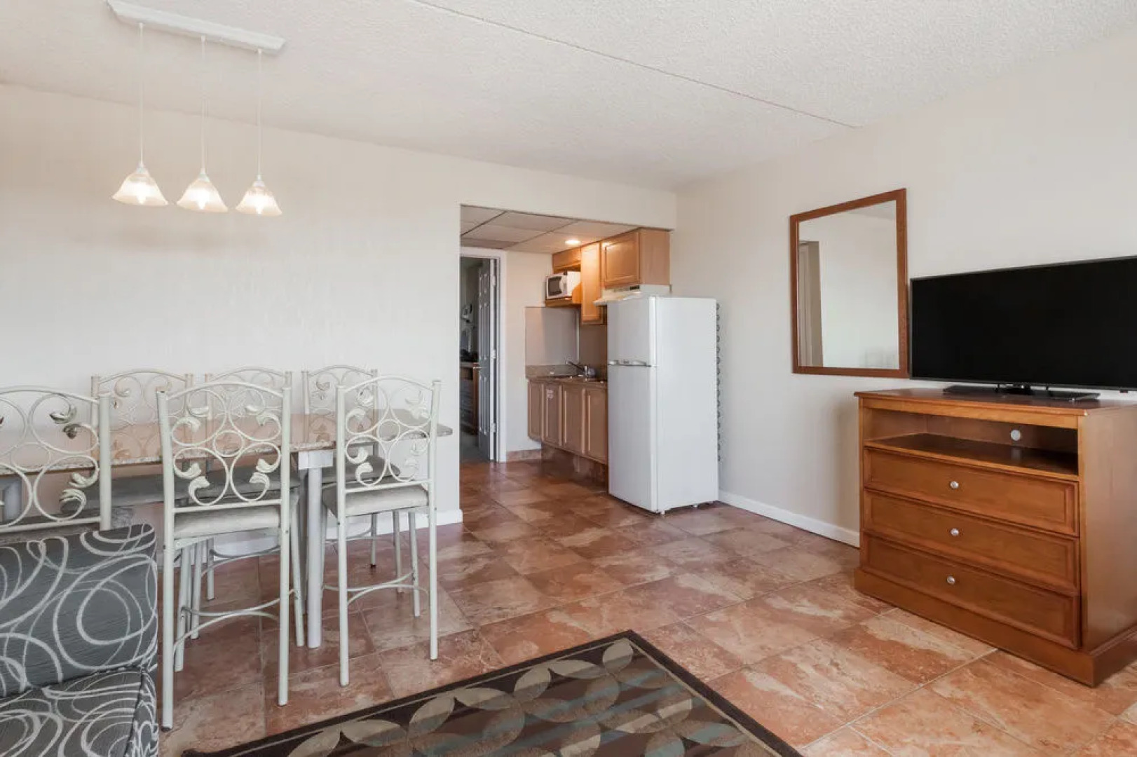 Days Inn & Suites Wildwood