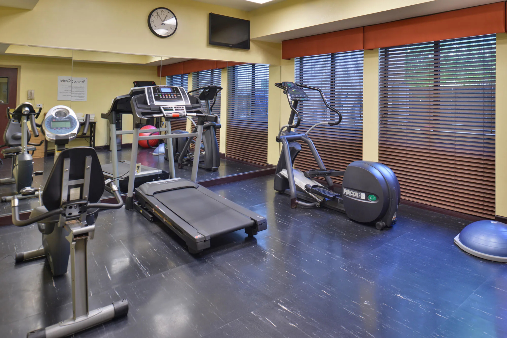 Holiday Inn Express & Suites Austin SW - Sunset Valley by IHG