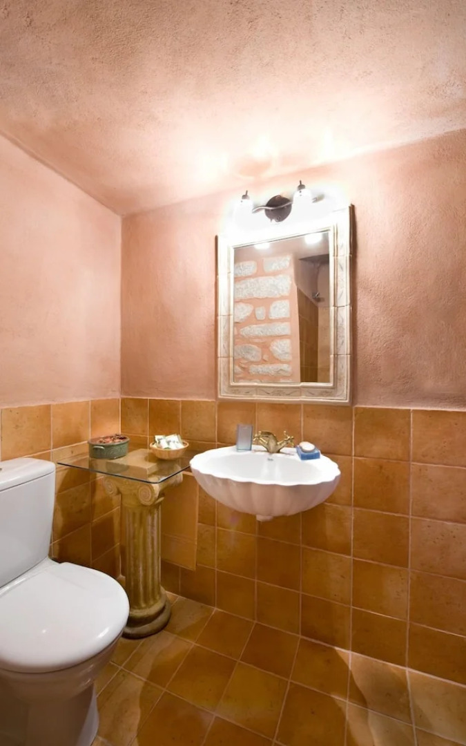 Arapakis Historic Castle