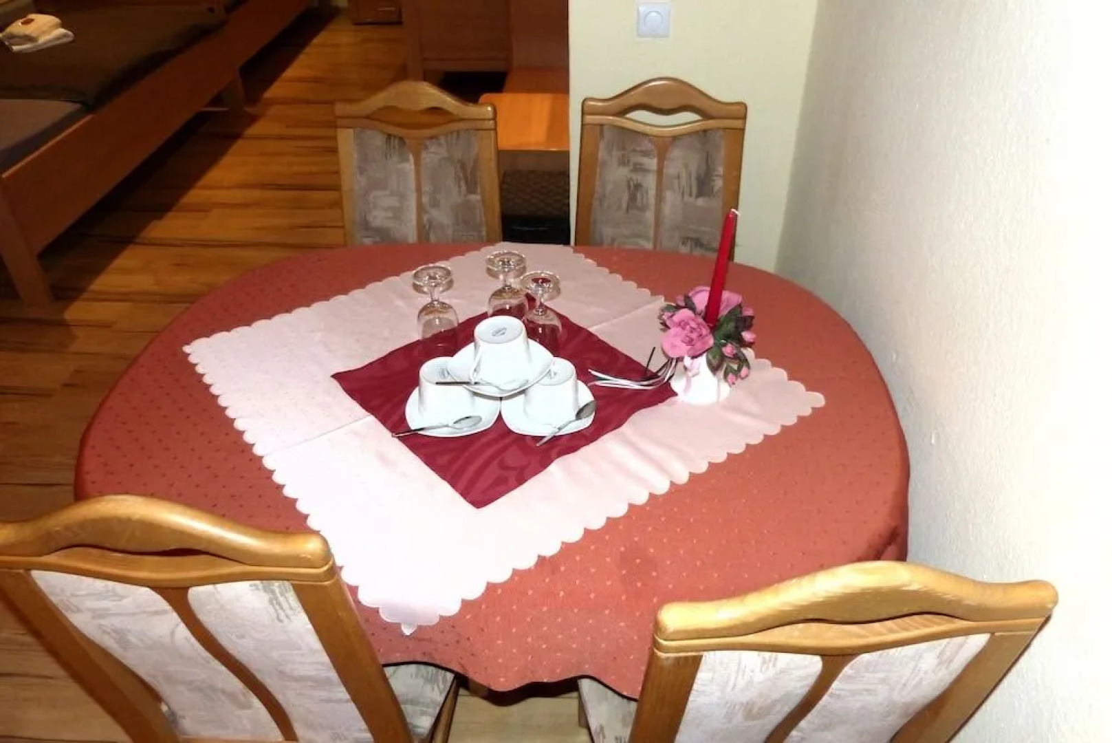 Messe-Zimmer TuS-Treff