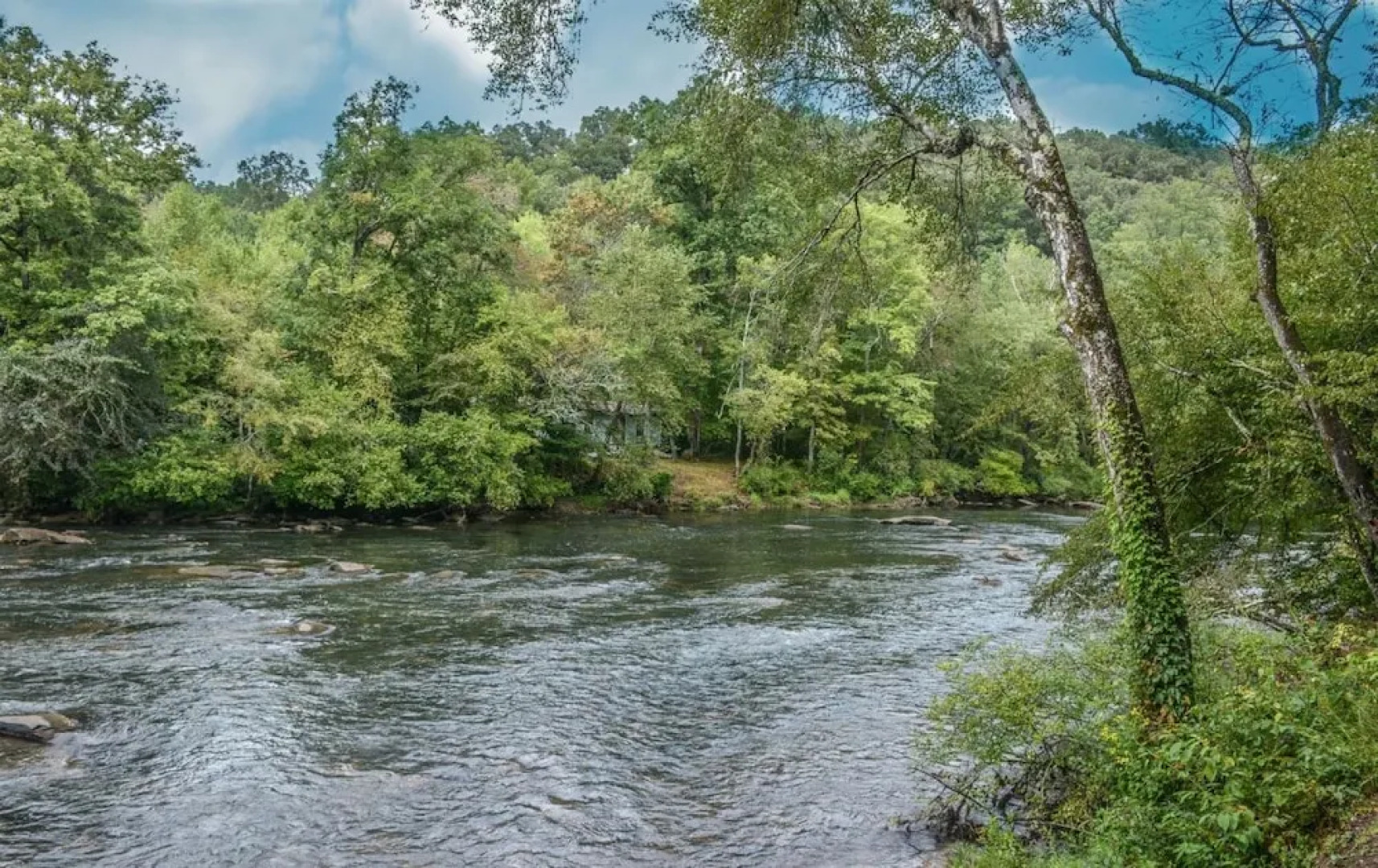 Run About Trout Lodge