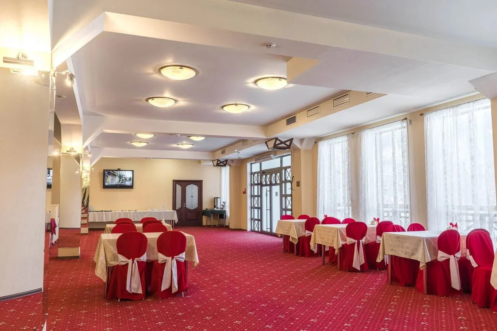 Отель «Ареда»