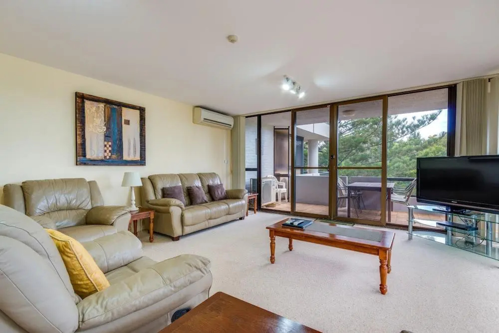 Pacific Towers Holiday Apartments