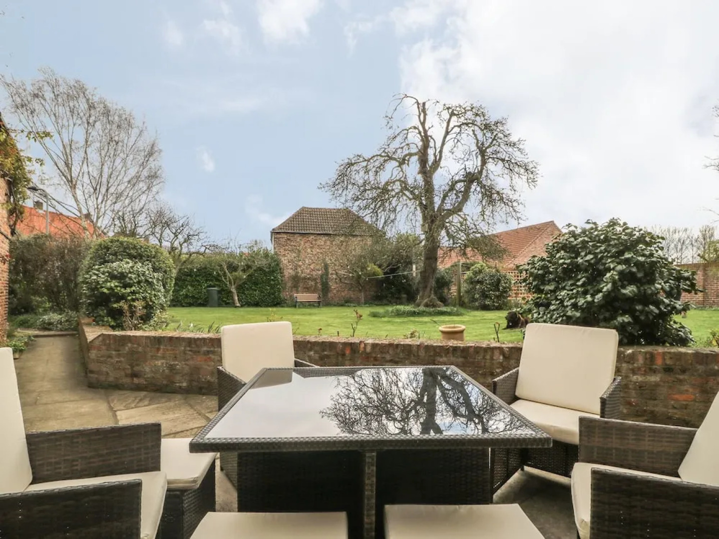 Humpty Dumpty Cottage