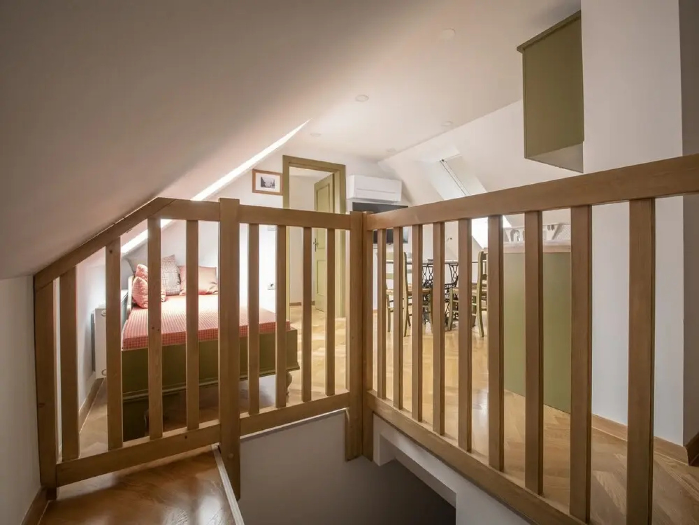 Berghi Hotel and Apartments