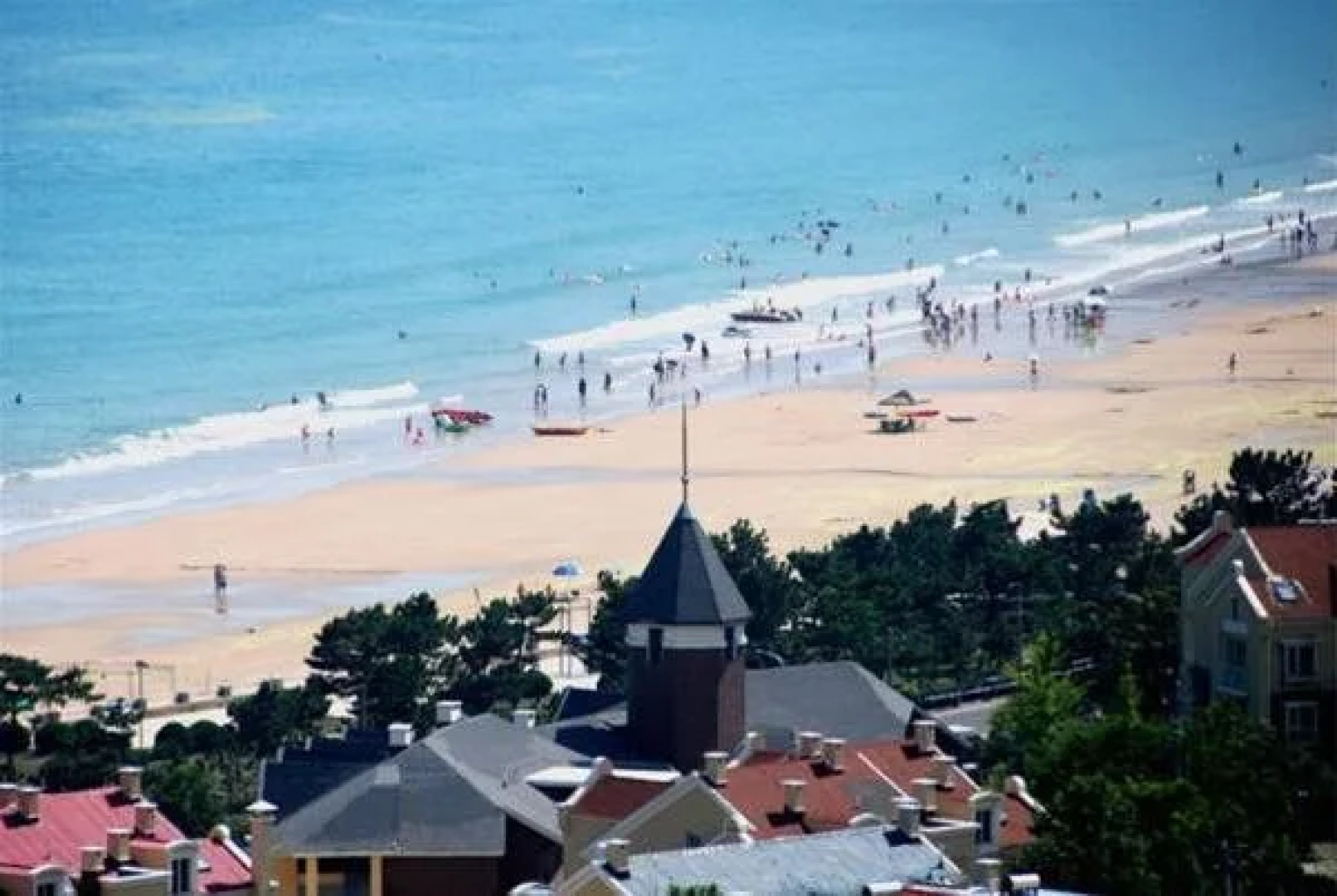 Qingdao Oceanside Hotel & Resort