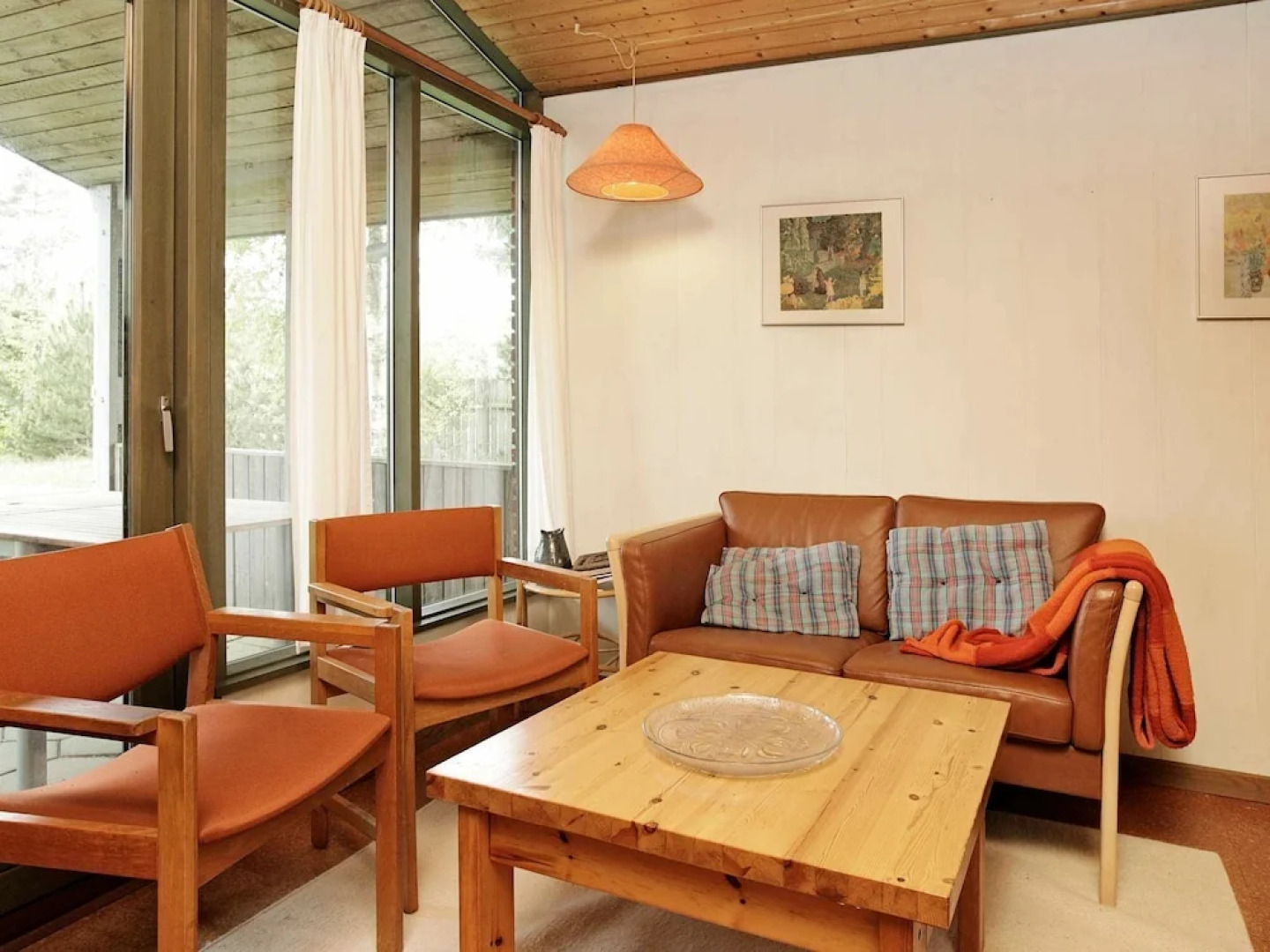 Welcoming Holiday Home in Nørre Nebel near Sea