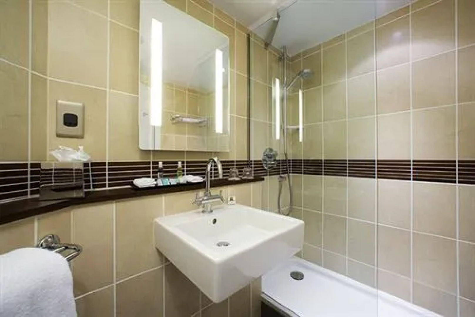 Mercure Farnham Bush Hotel