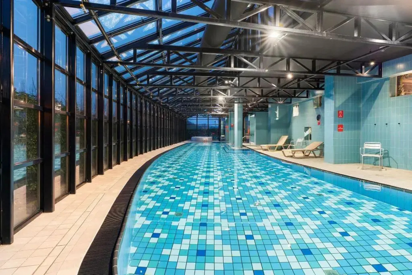 Corendon Amsterdam Schiphol Airport, a Tribute Portfolio Hotel