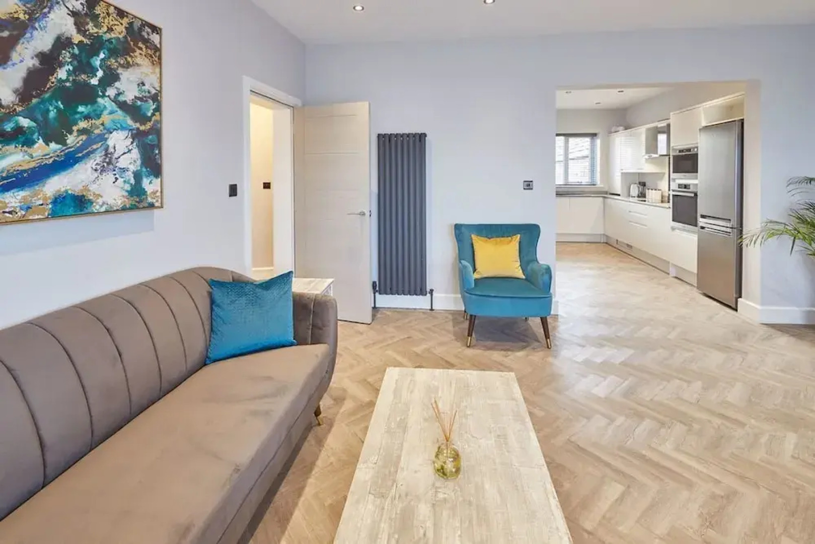 Bellevue Apartment 1