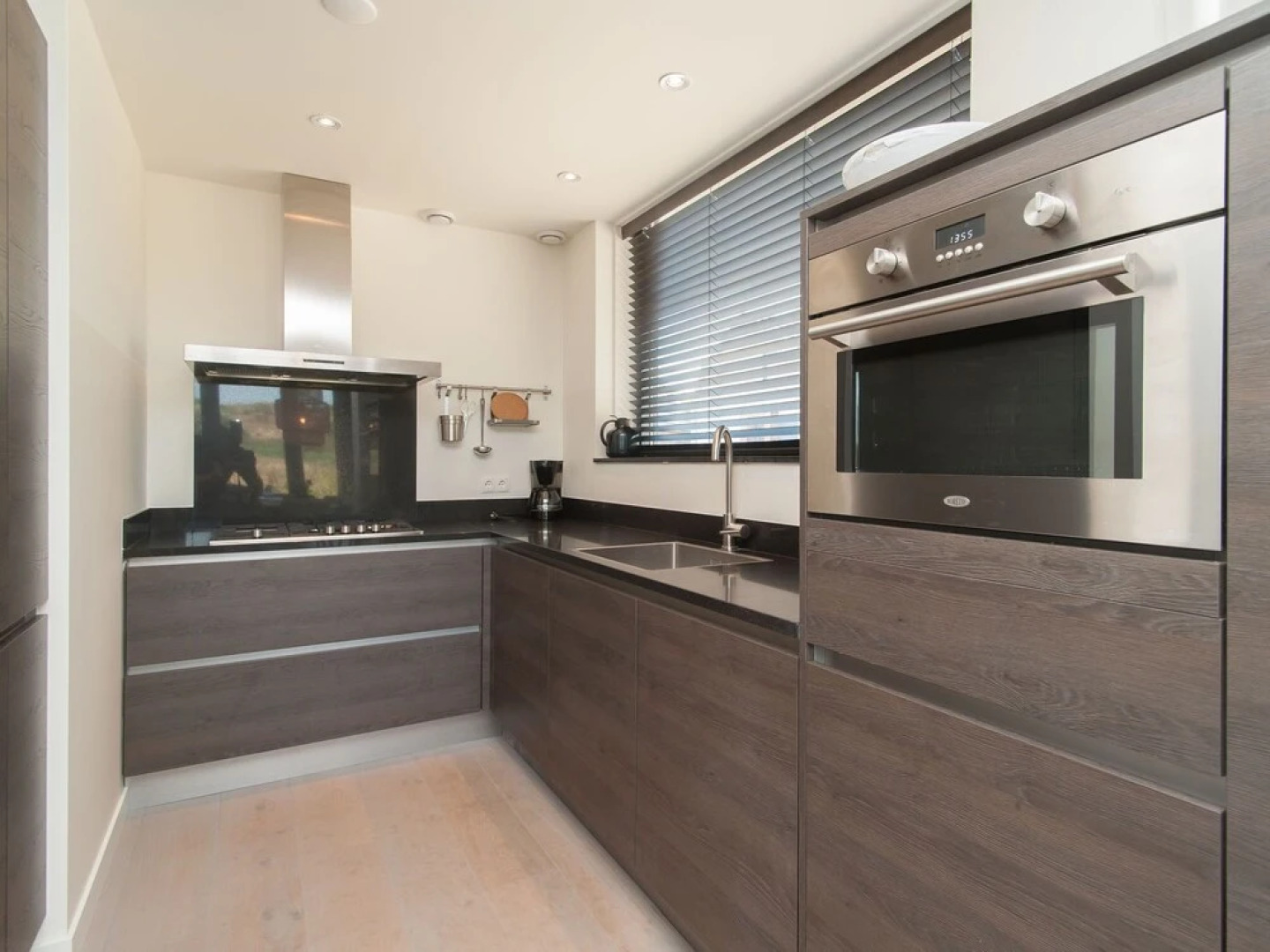 Cozy Holiday Home in Egmond aan Zee by the Sea