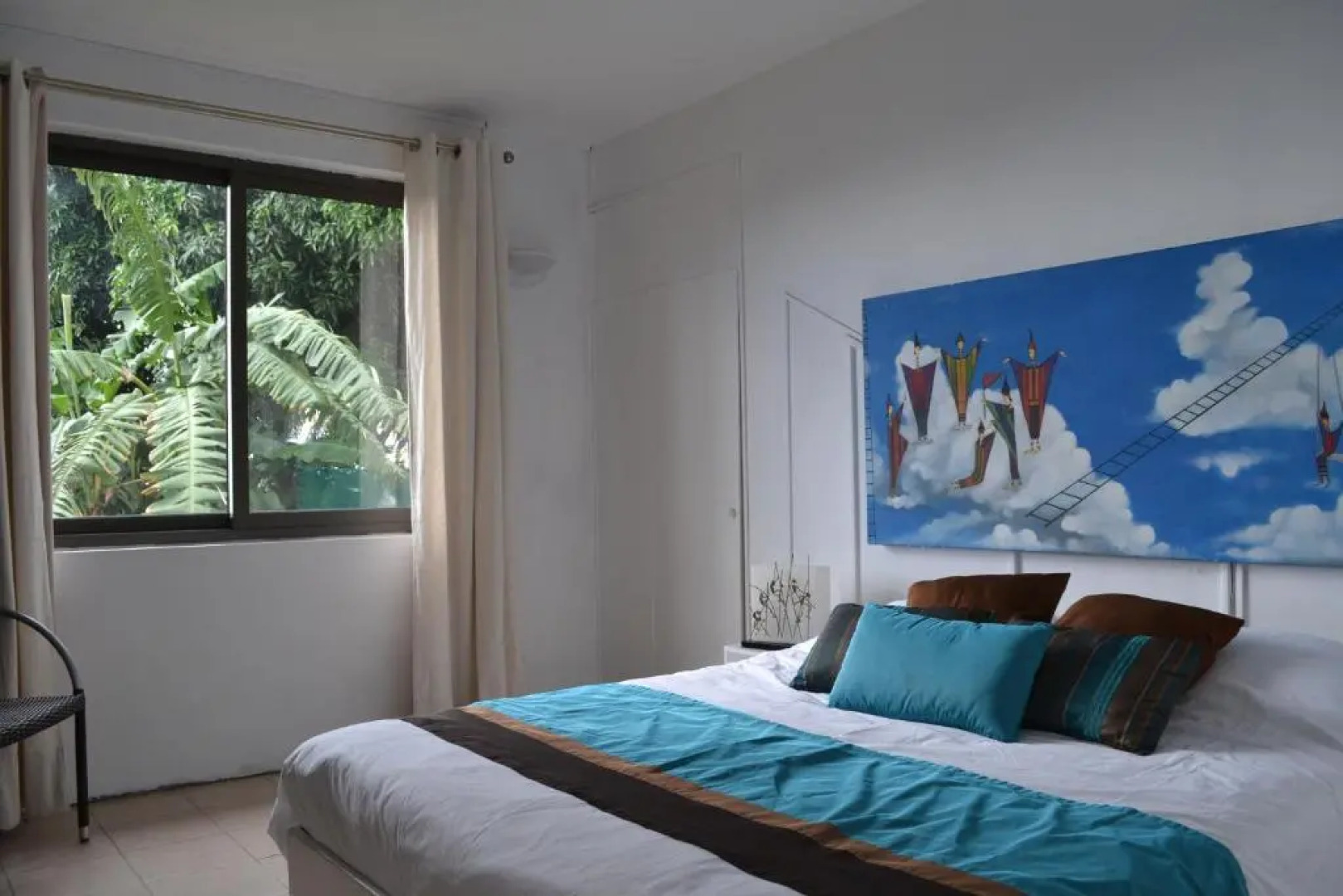 21LG Le Benitiers View