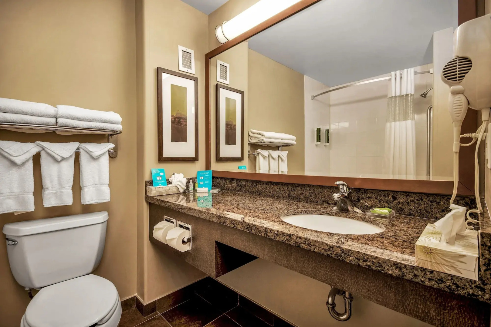 Home Inn & Suites Regina East