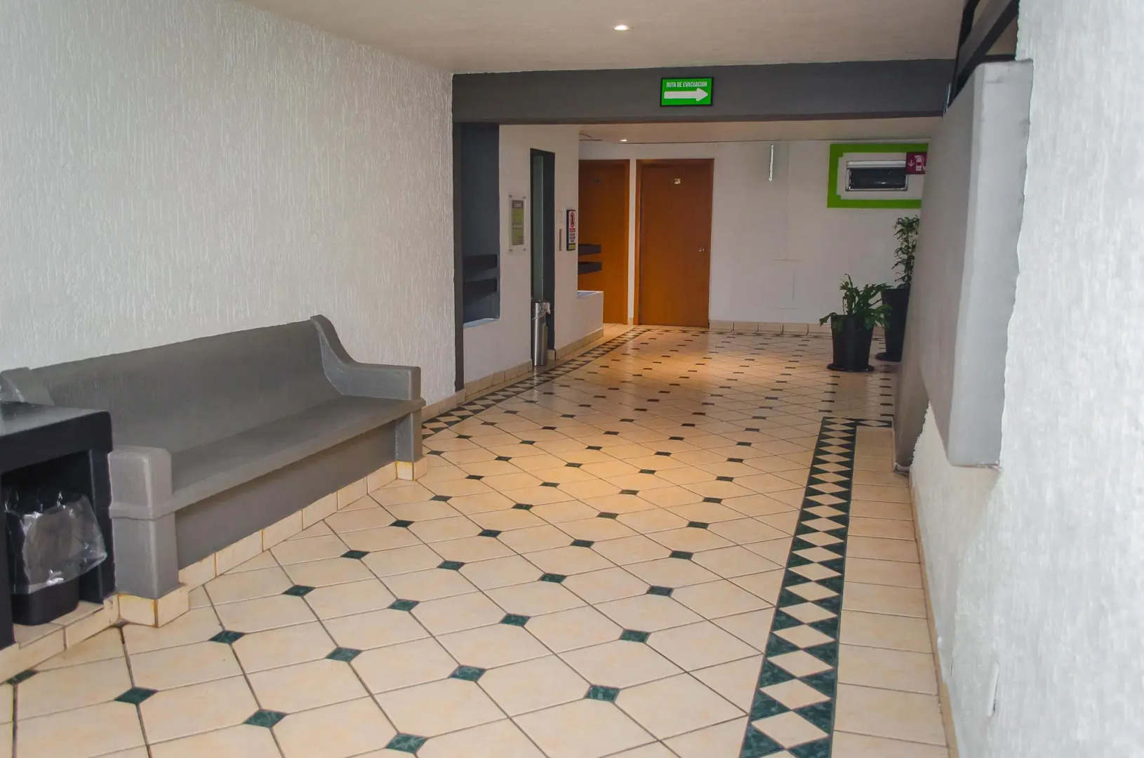 Hotel Arboledas Expo