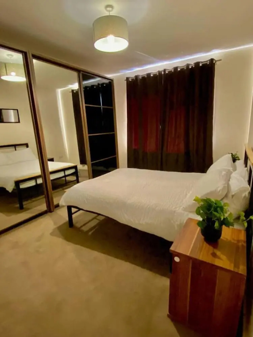 Impeccable 3-bed House in Thames Ditton