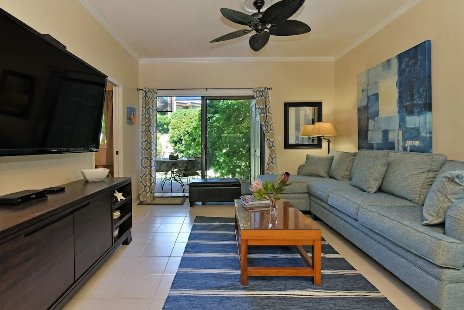 Pohailani 131 by RedAwning