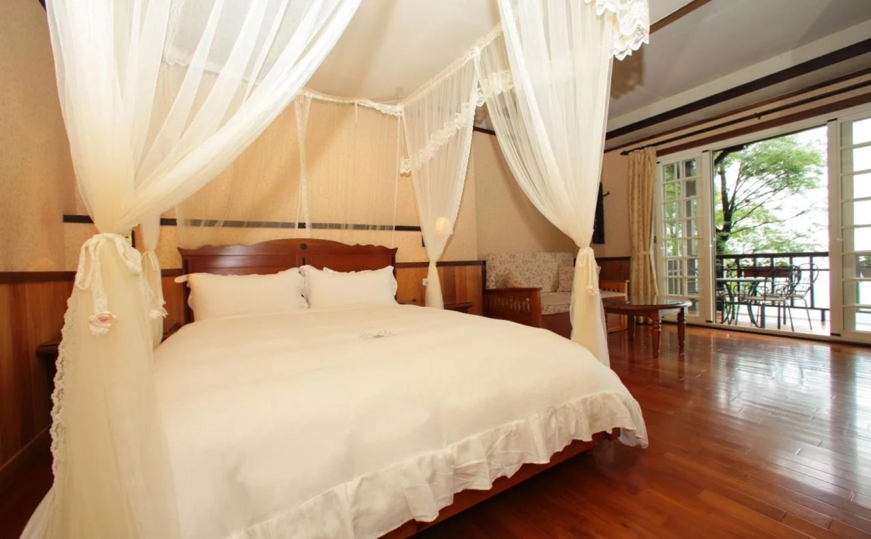 Sun Shine Vacation Villa