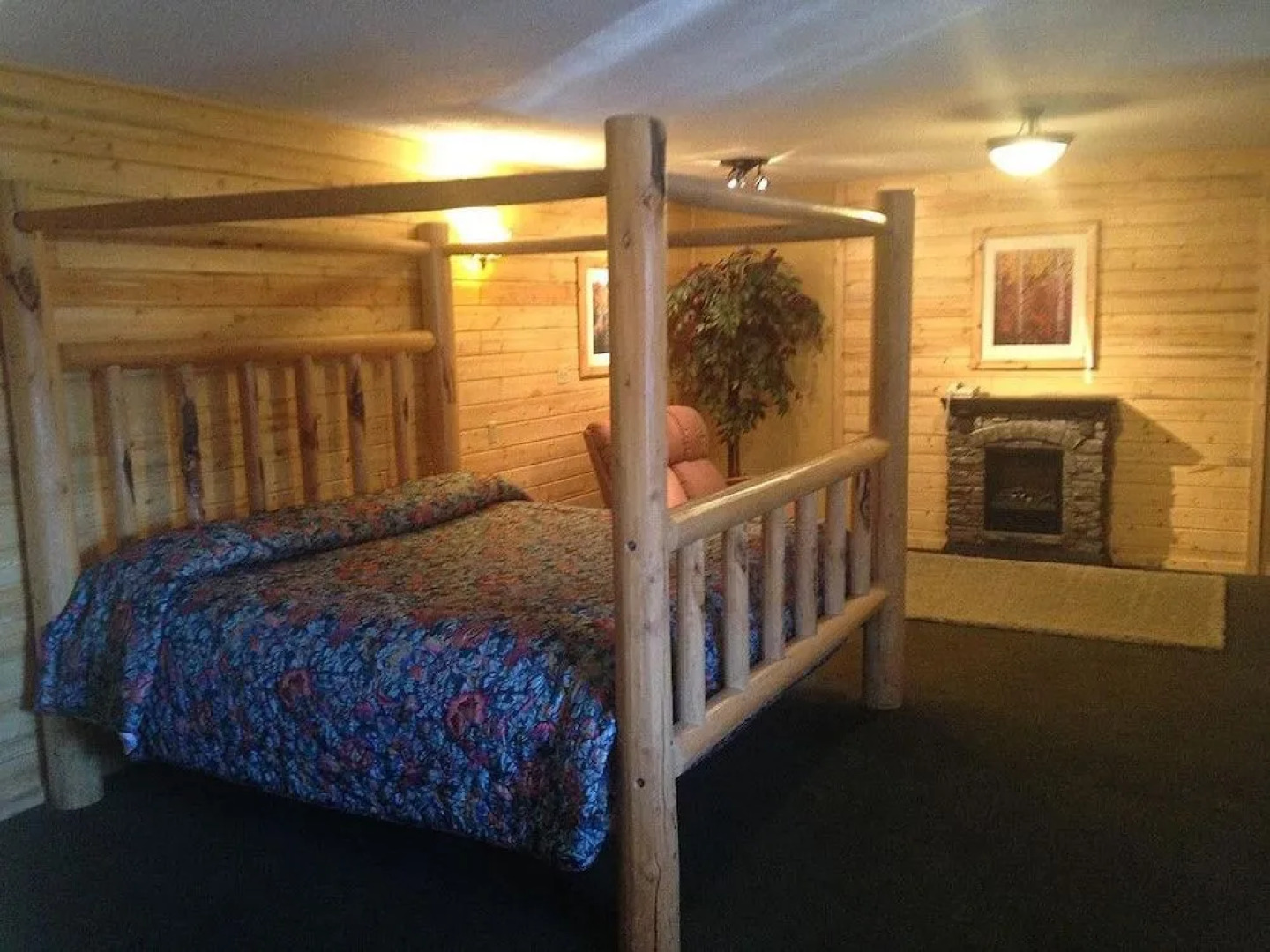 The Village Inn Motel and Restaurant