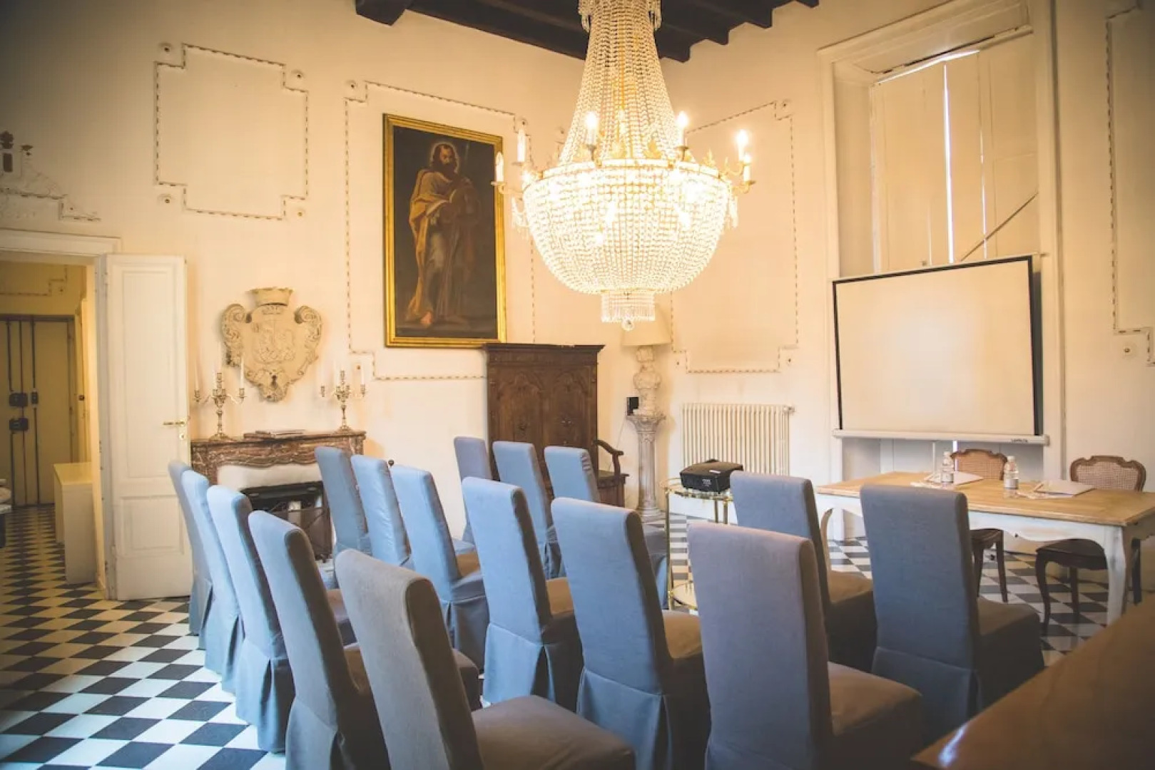 Arnaboldi Palace - Circolo