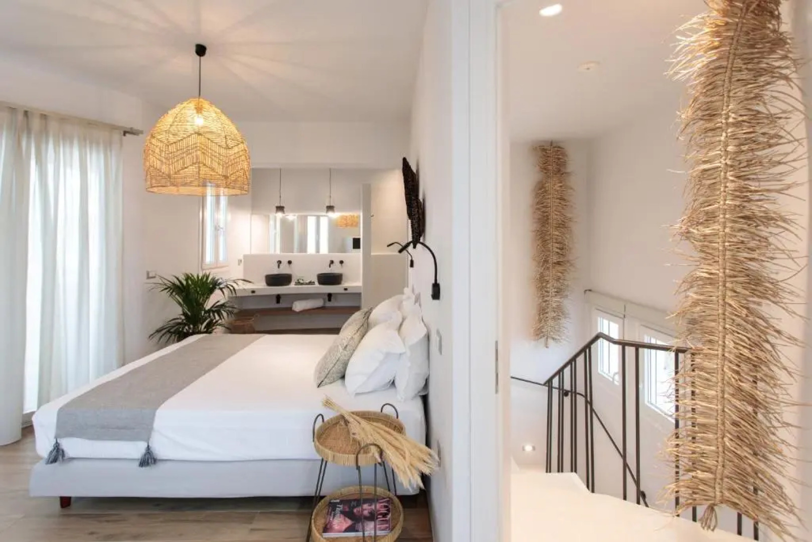 Sunday Luxury Suites Naxos