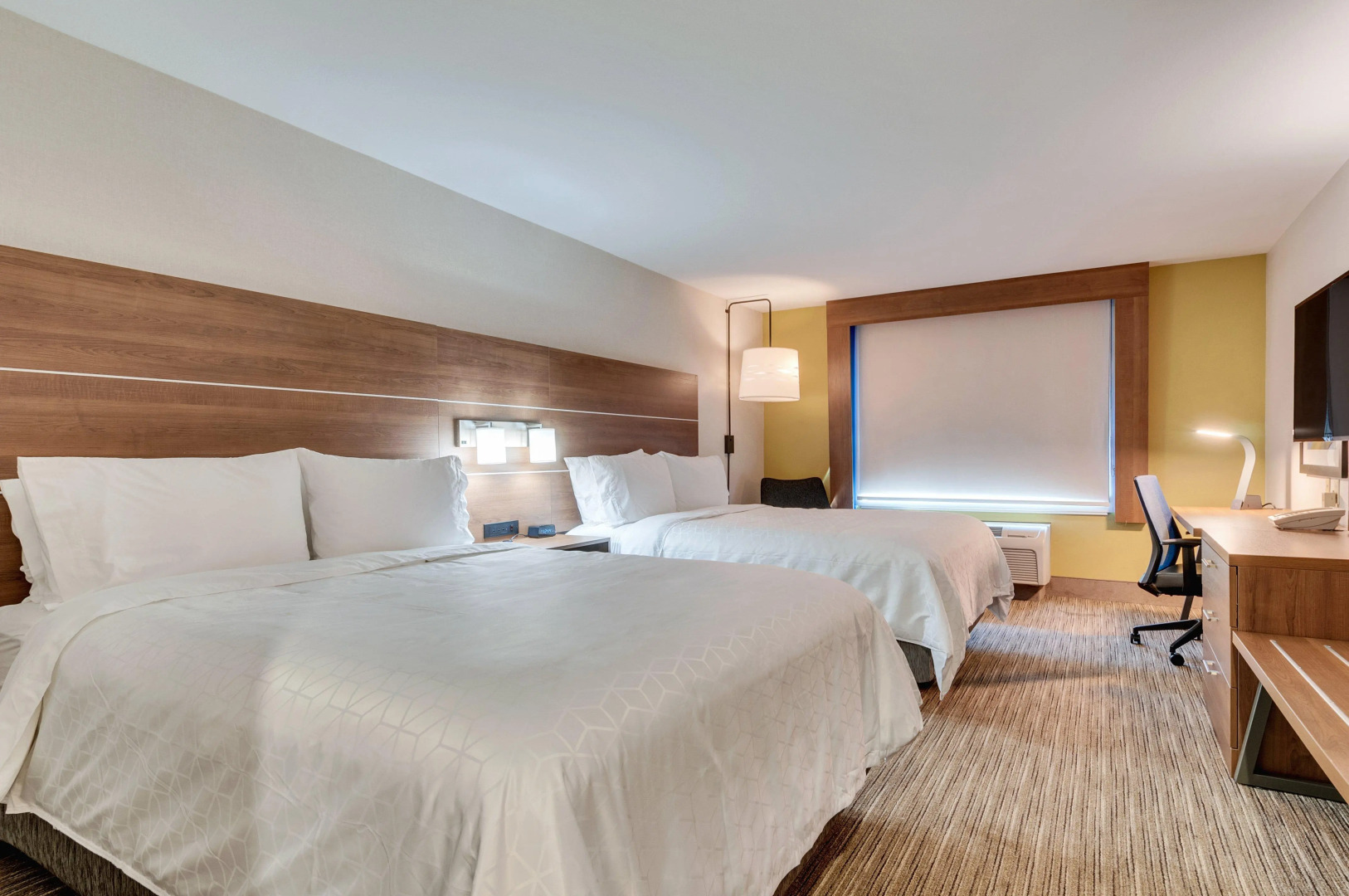Holiday Inn Express & Suites, Lake Elsinore by IHG