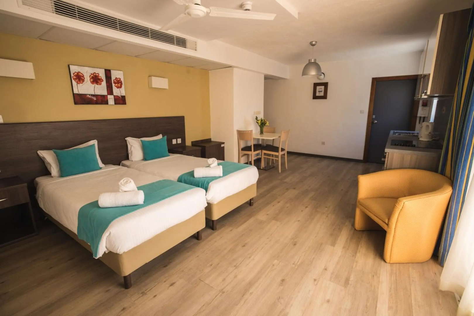 Sunseeker Holiday Complex