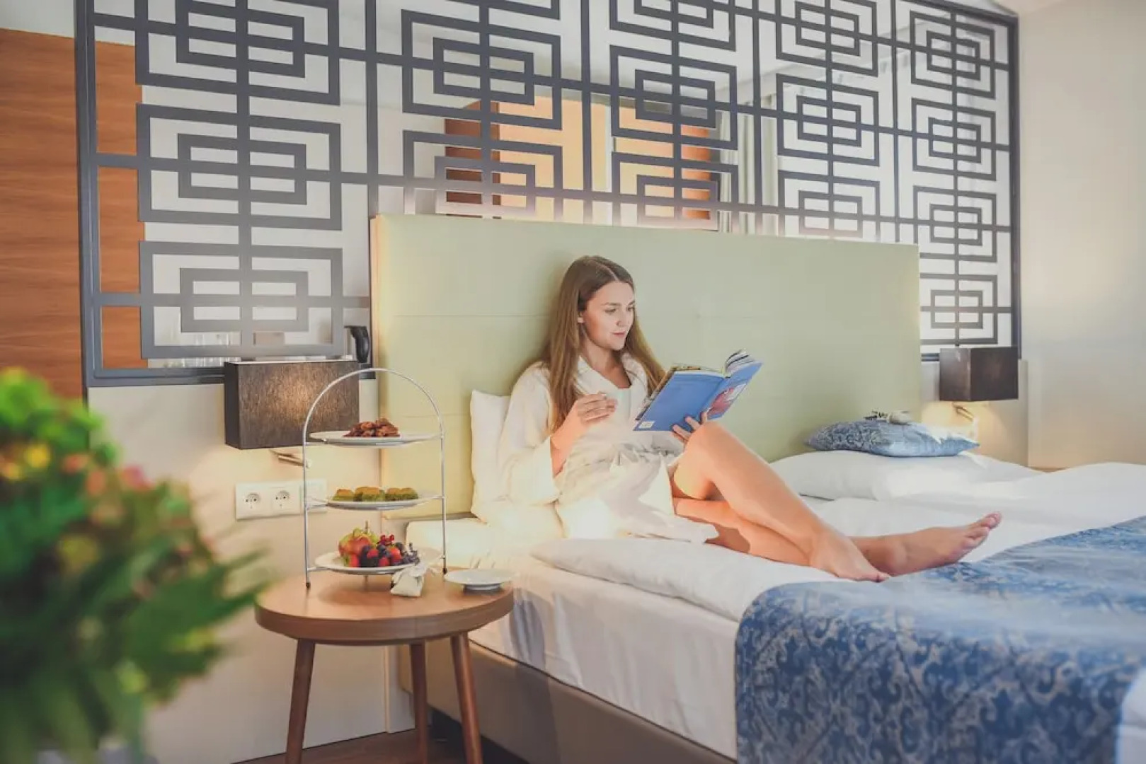 NUHR Medical - Hotel & Restaurant